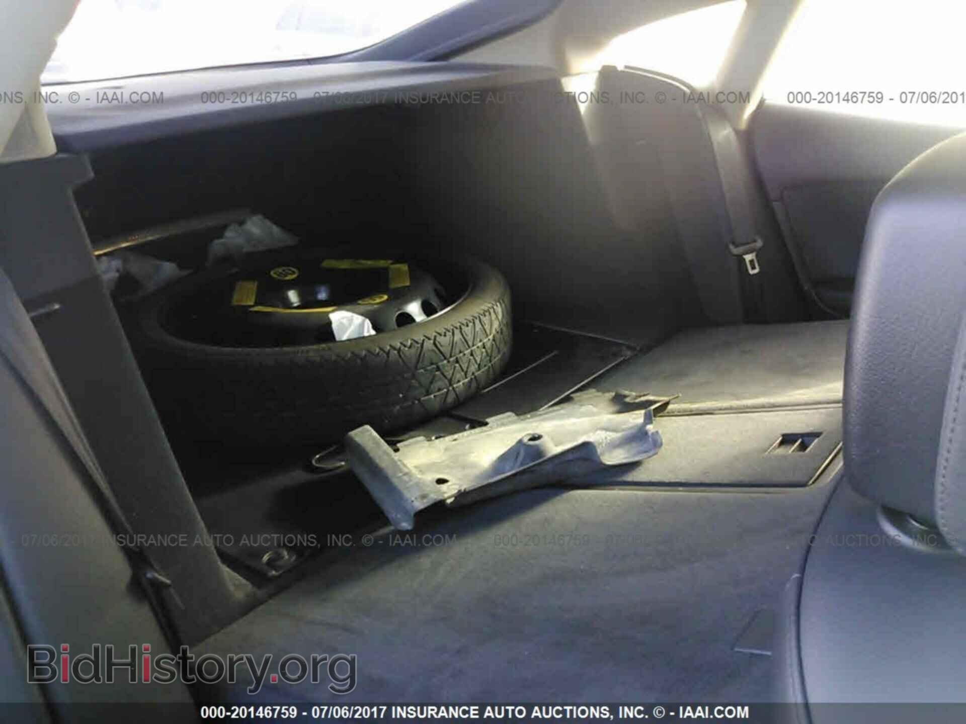 2012 Audi A7 - VIN: WAU2GAFC6CN076936 - Фото 8