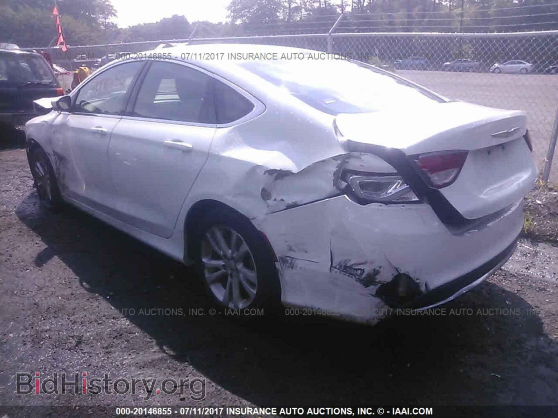 2015 Chrysler 200 - VIN: 1C3CCCAB3FN664315 - Photo 3