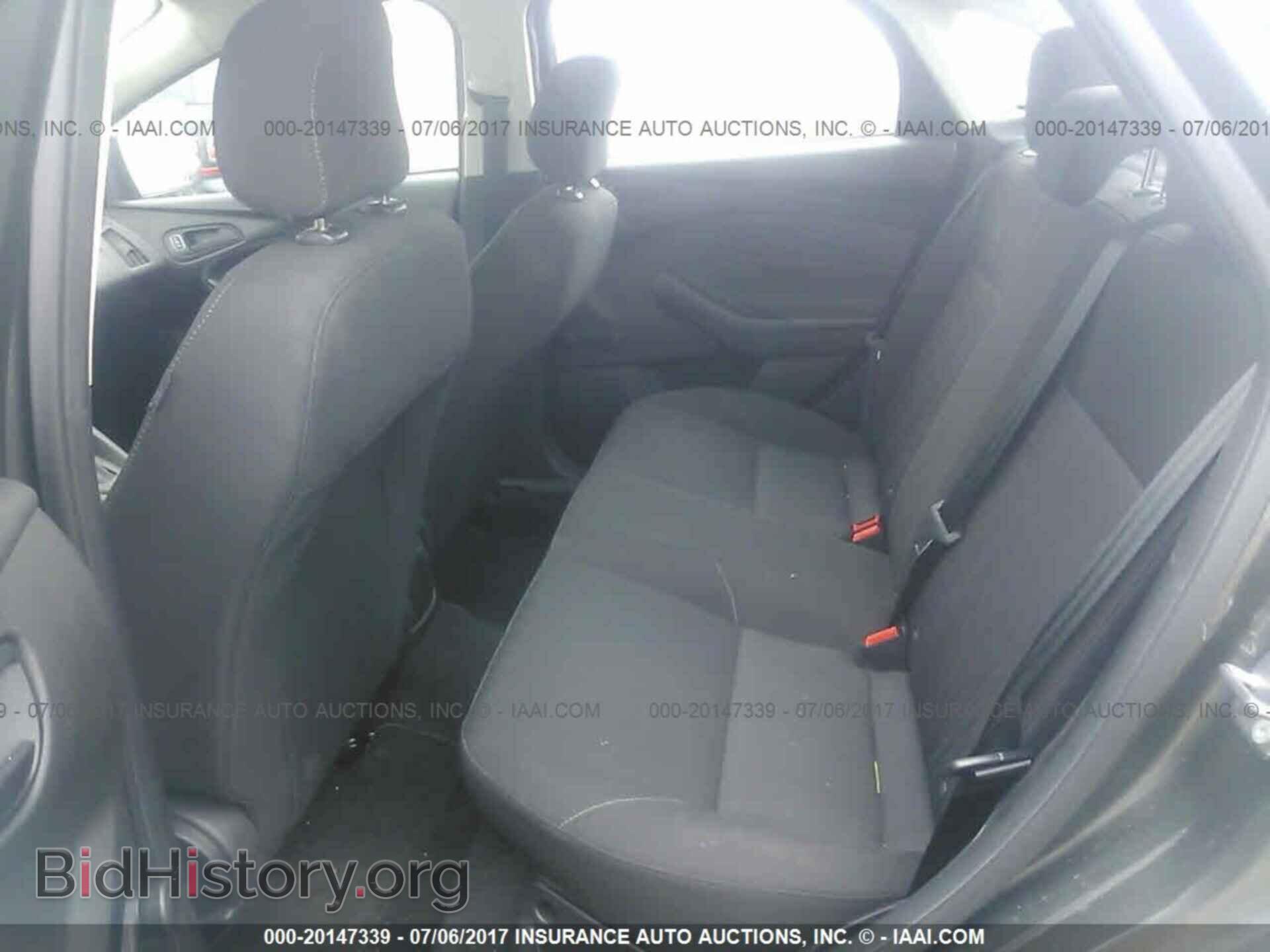 2016 Ford Focus - VIN: 1FADP3E23GL202886 - Фото 8