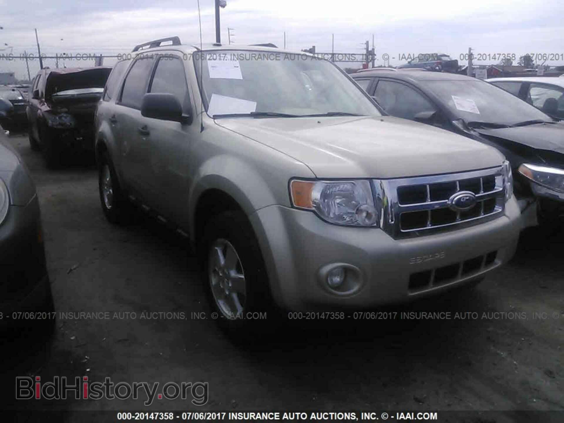 Photo 1FMCU0D70CKC14029 - Ford Escape 2012