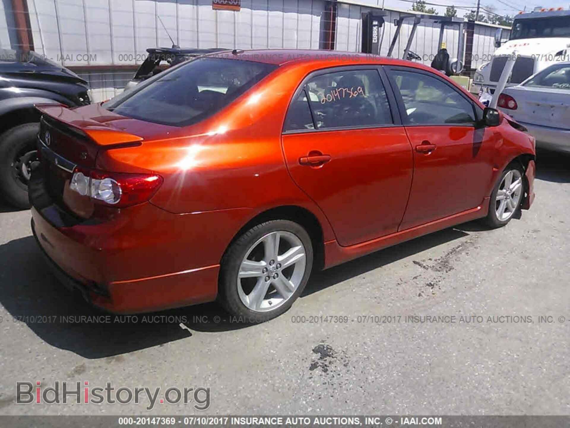 2013 Toyota Corolla - VIN: 2T1BU4EE1DC075813 - Photo 4