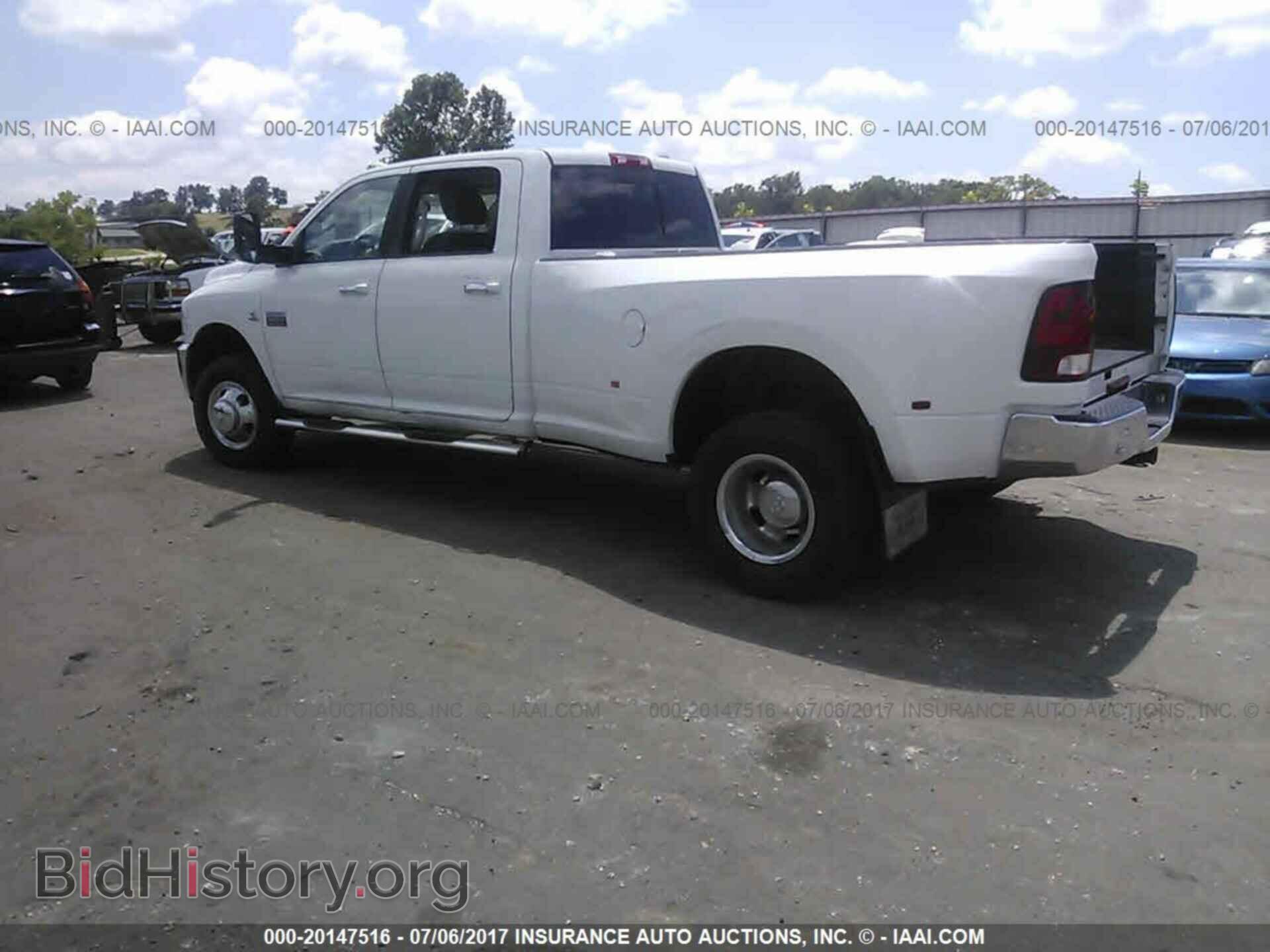 2011 Dodge Ram 3500 - VIN: 3D73Y4CL2BG582447 - Фото 3
