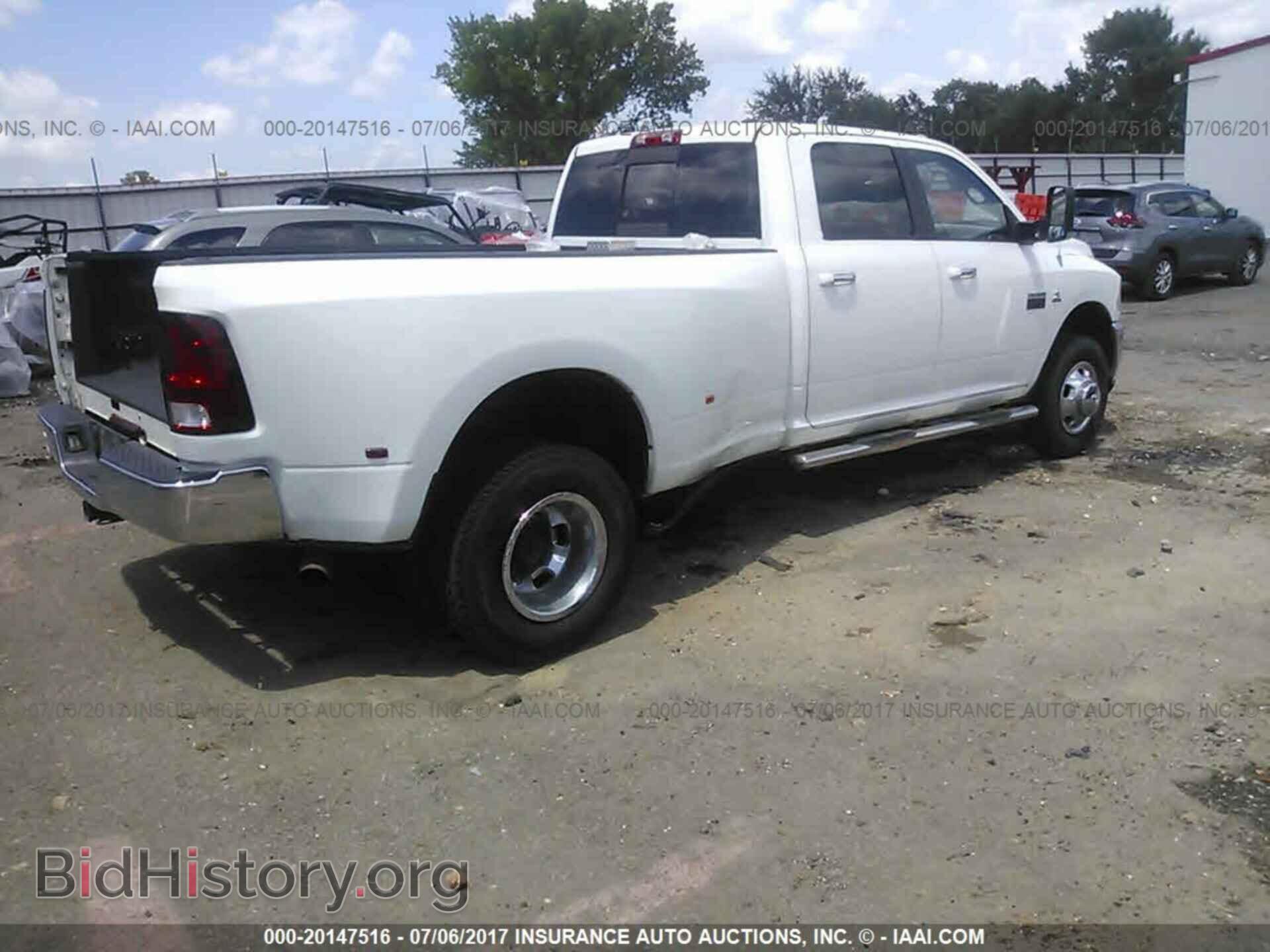 2011 Dodge Ram 3500 - VIN: 3D73Y4CL2BG582447 - Фото 4
