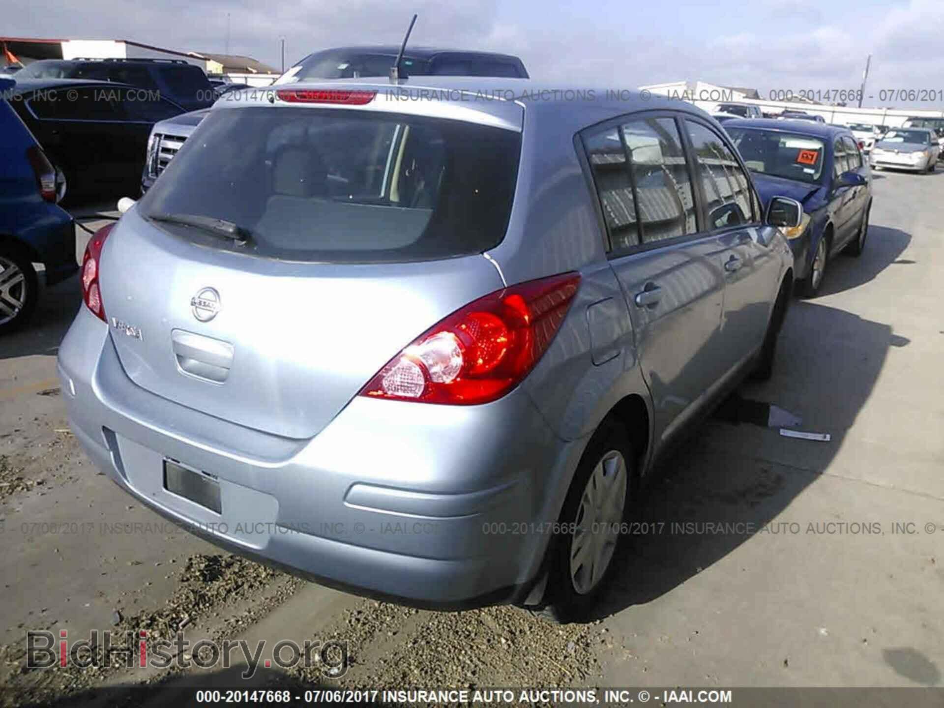 2011 Nissan Versa - VIN: 3N1BC1CPXBL493290 - Фото 4