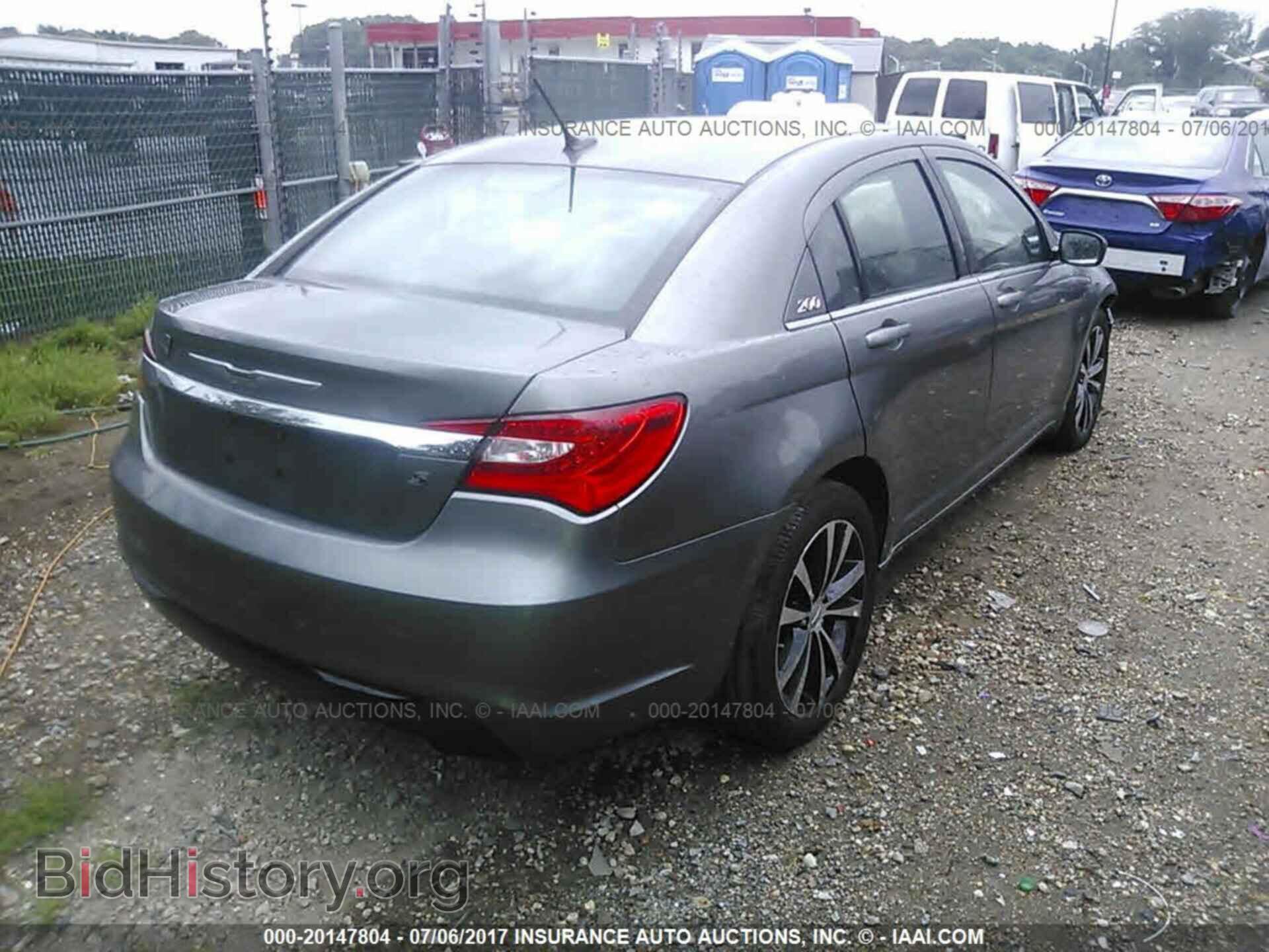 2012 Chrysler 200 - VIN: 1C3CCBBG1CN250093 - Фото 4