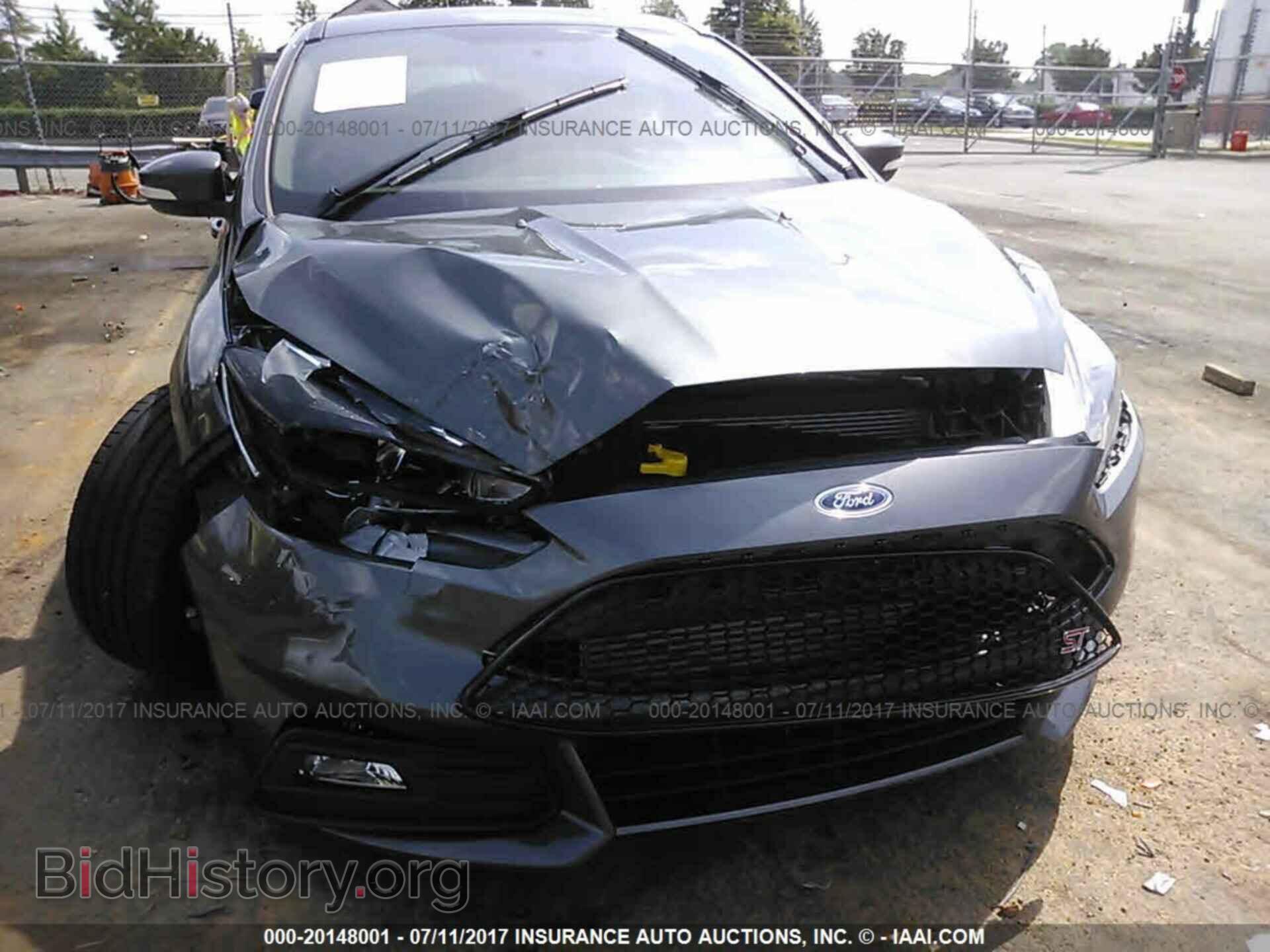 2017 Ford Focus - VIN: 1FADP3L93HL208138 - Photo 6