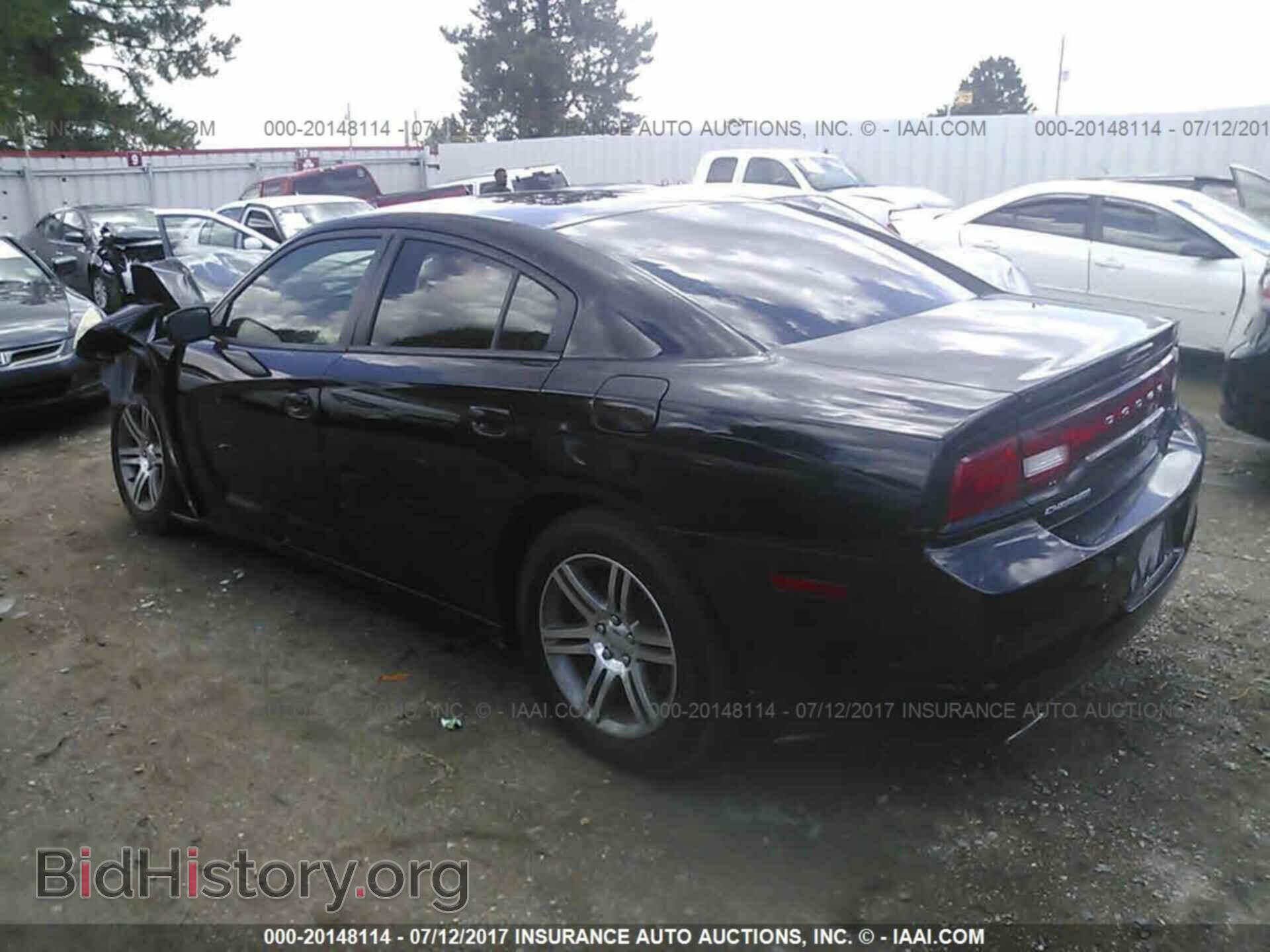 2013 Dodge Charger - VIN: 2C3CDXAT6DH538422 - Фото 3