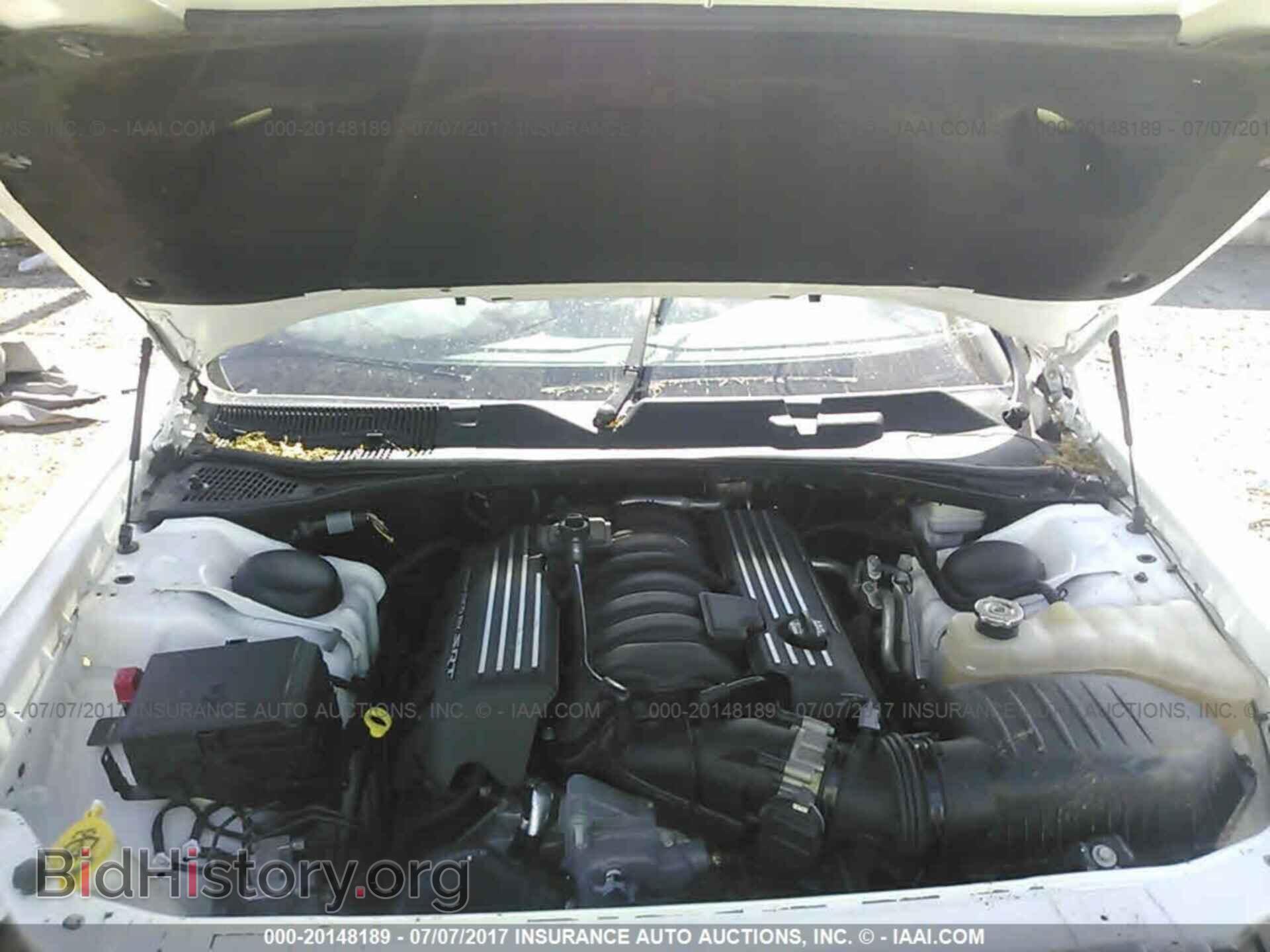 2015 Dodge Challenger - VIN: 2C3CDZFJ2FH910067 - Photo 10