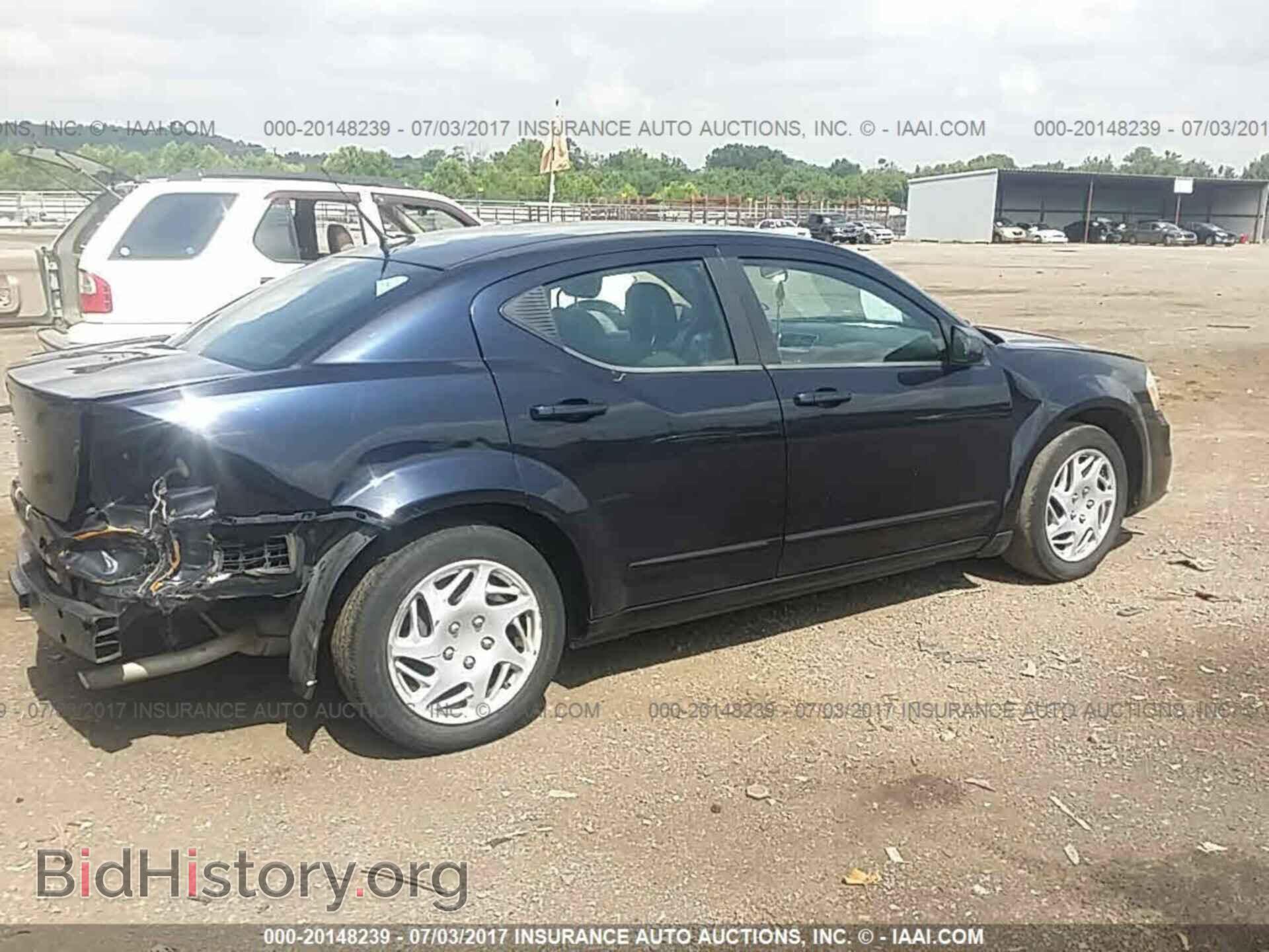 2011 Dodge Avenger - VIN: 1B3BD4FBXBN540492 - Фото 4