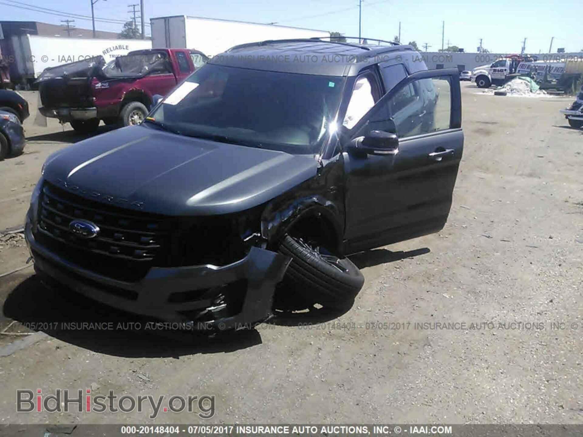 2017 Ford Explorer - VIN: 1FM5K8D8XHGA10144 - Photo 2