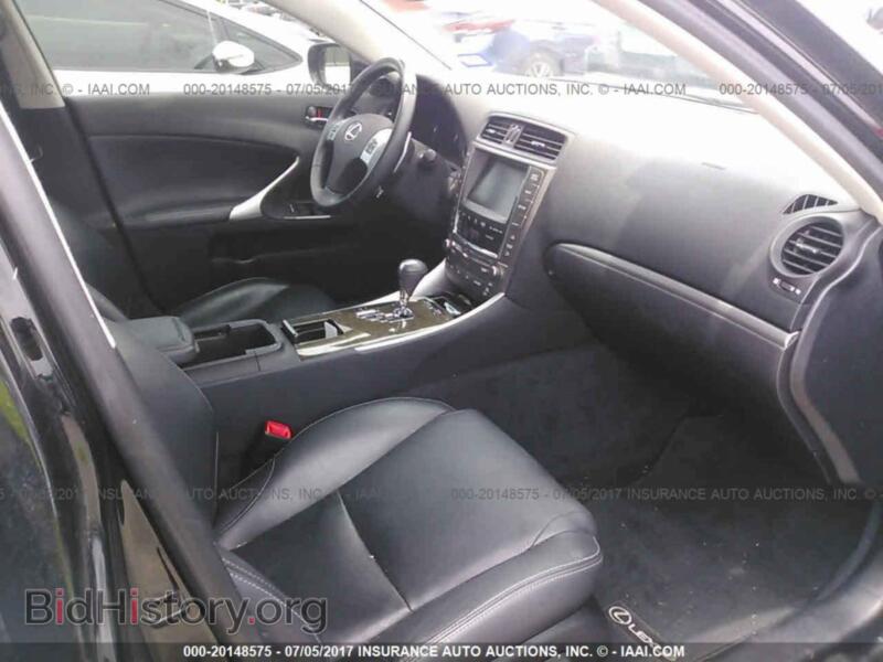 2011 Lexus IS (VIN JTHCE5C24B5000760) — фото 5 из 10