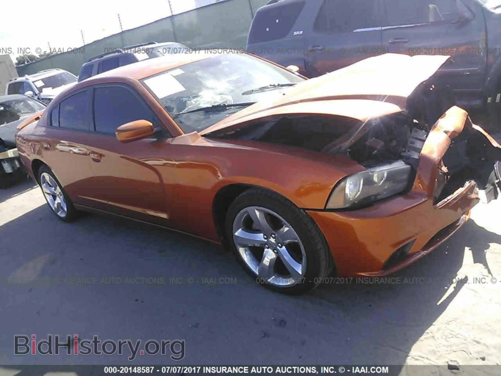 Фотография 2B3CL3CG1BH512039 - Dodge Charger 2011