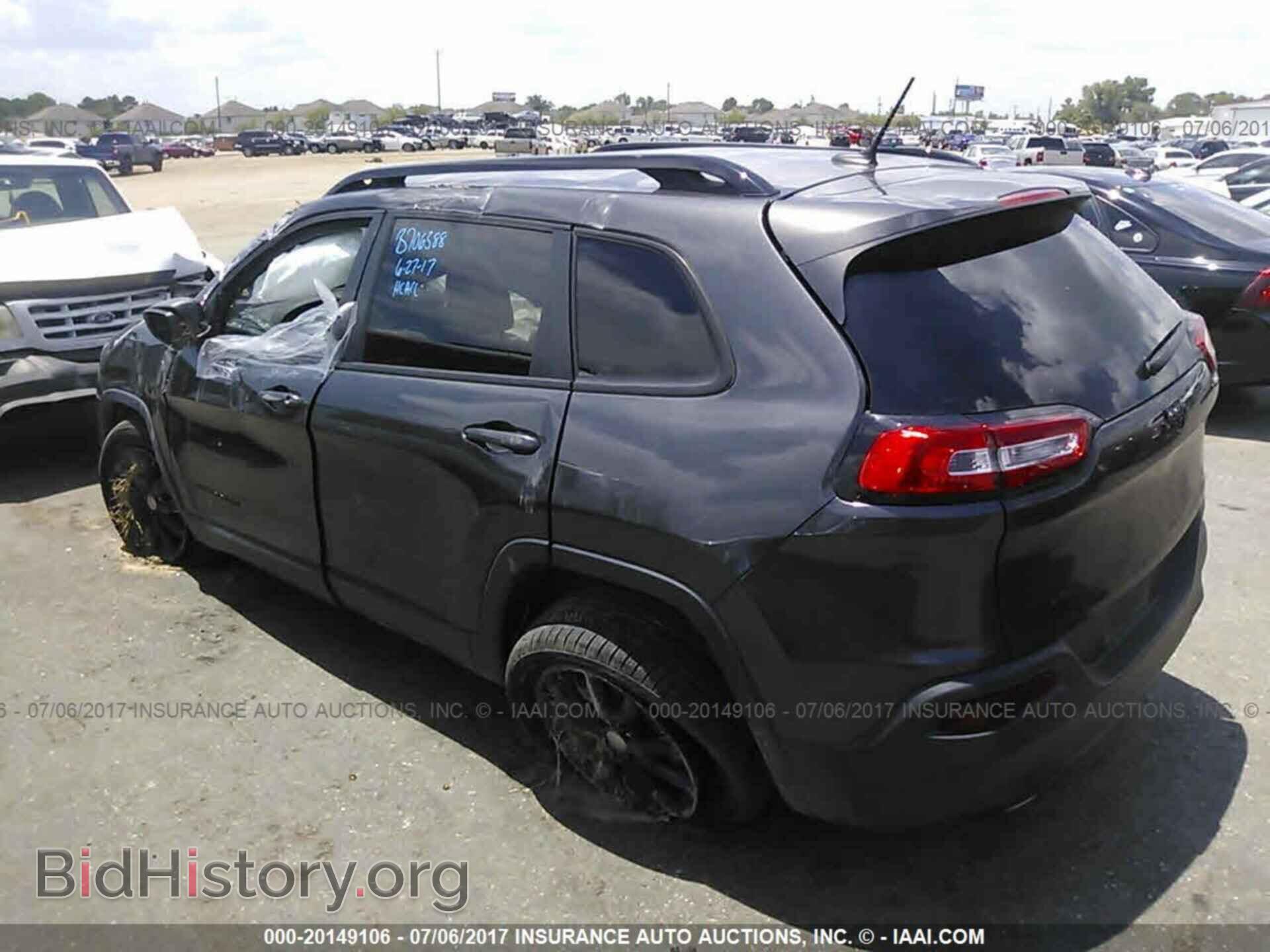 2014 Jeep Cherokee - VIN: 1C4PJLCS8EW288185 - Фото 3