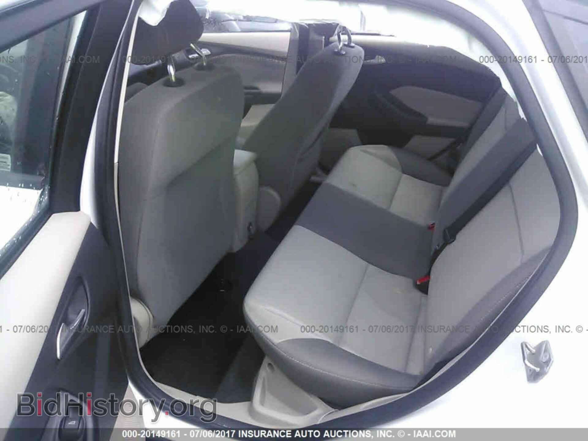 2012 Ford Focus - VIN: 1FAHP3F22CL292705 - Photo 8