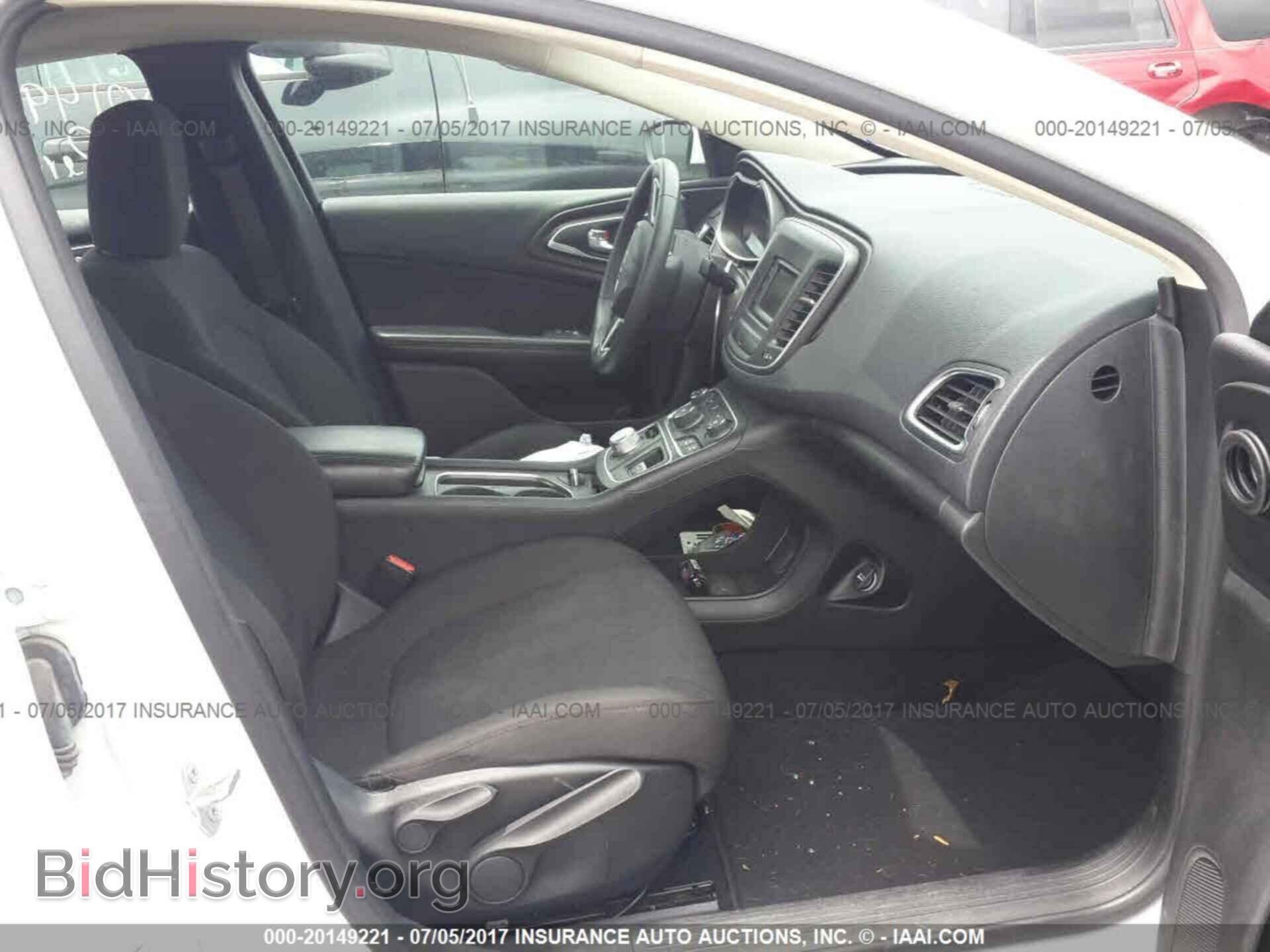 2015 Chrysler 200 - VIN: 1C3CCCAB3FN569852 - Фото 5