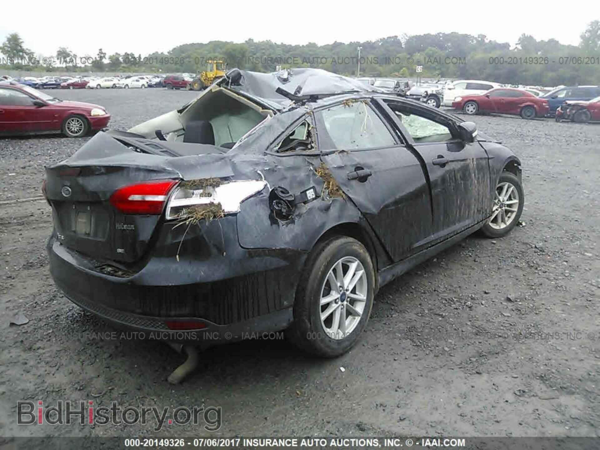 2015 Ford Focus - VIN: 1FADP3F25FL252007 - Photo 4