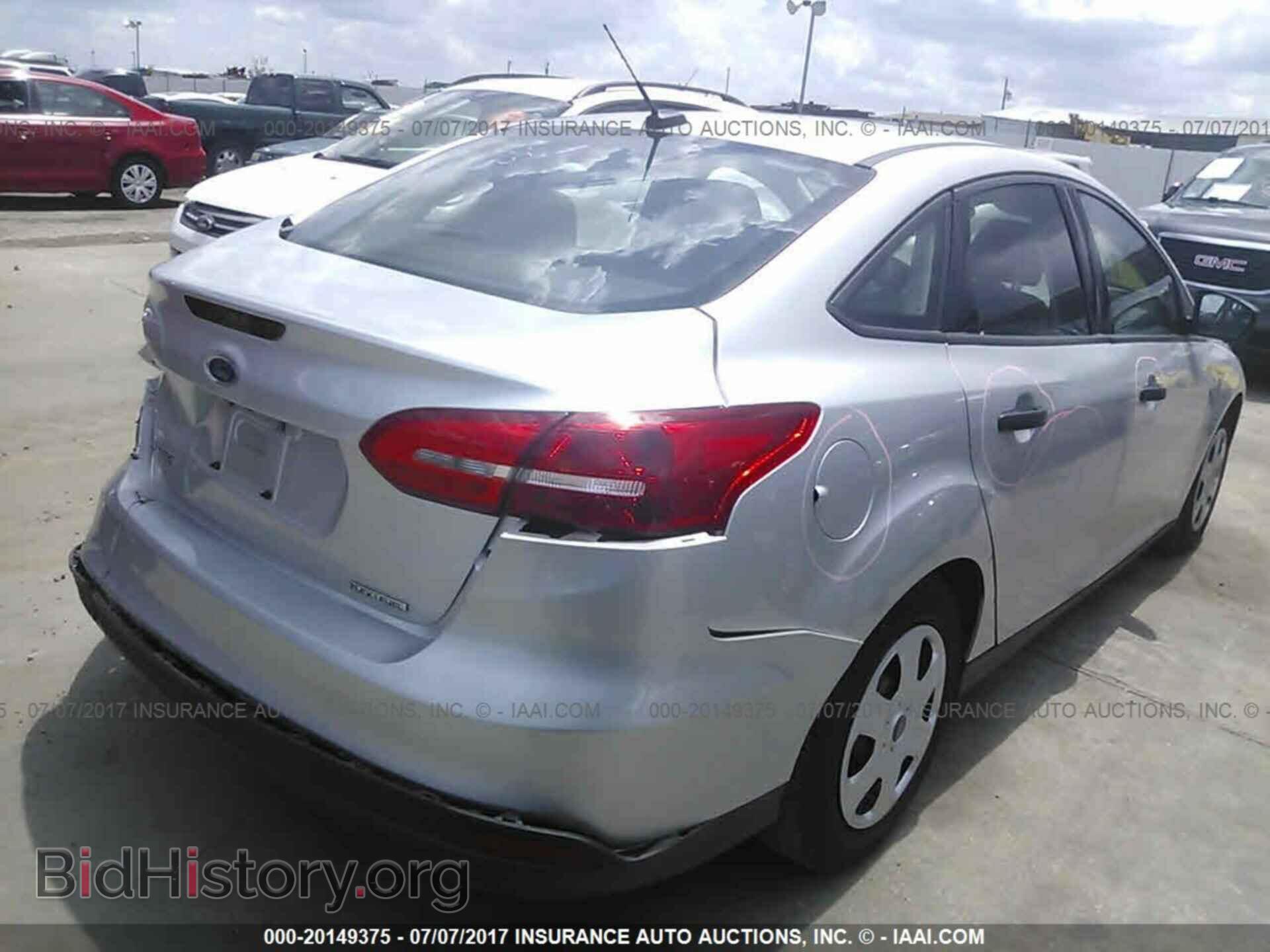 2016 Ford Focus - VIN: 1FADP3E23GL301238 - Фото 4