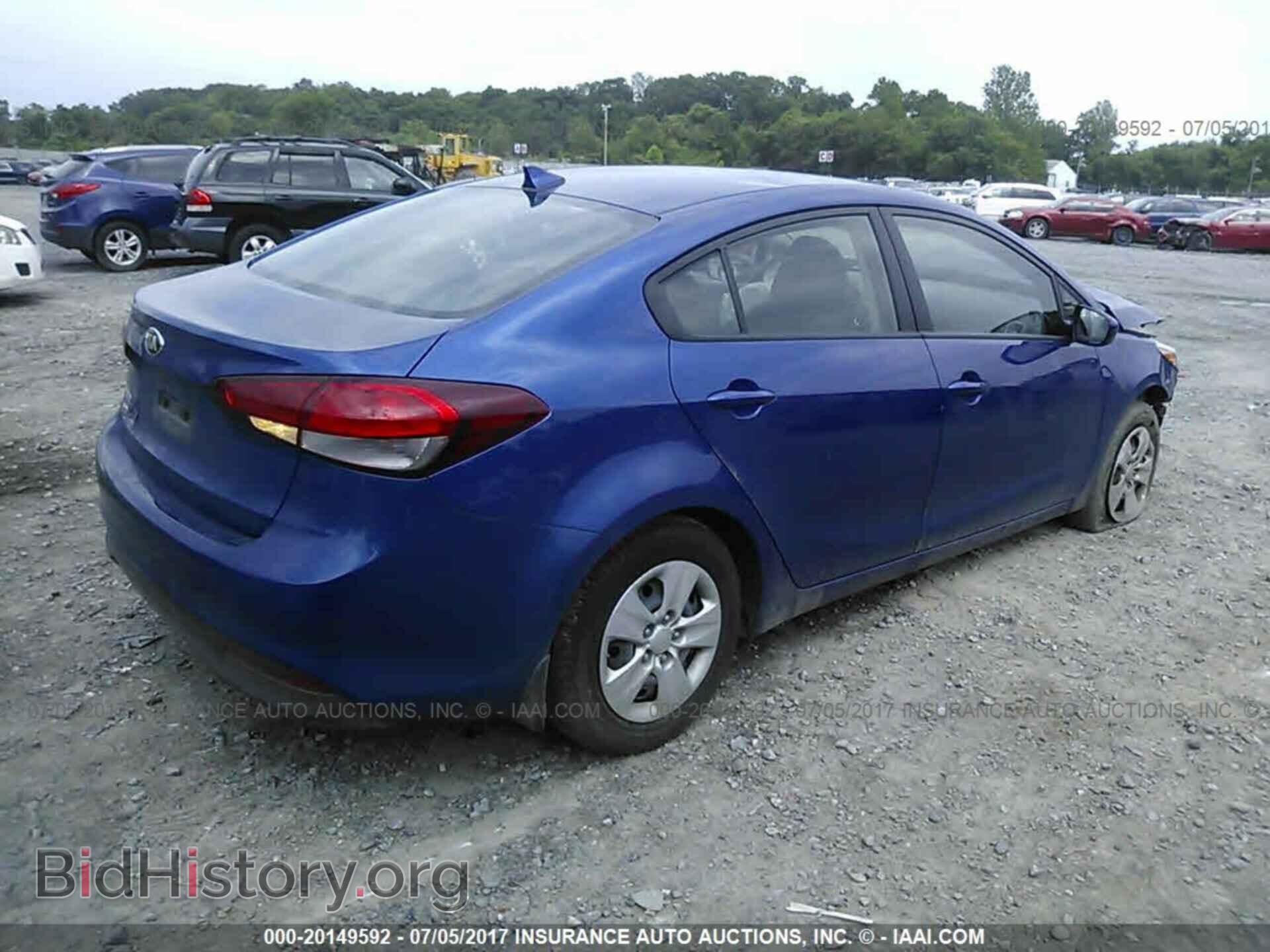 2017 Kia Forte - VIN: 3KPFL4A70HE034317 - Фото 4