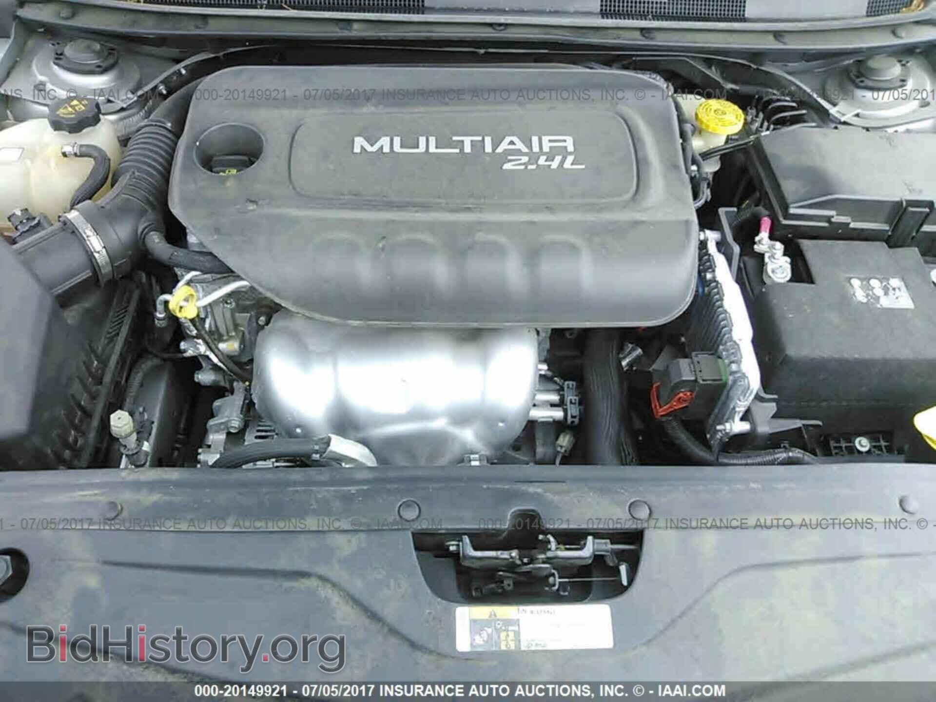 2015 Chrysler 200 - VIN: 1C3CCCAB4FN612403 - Photo 10
