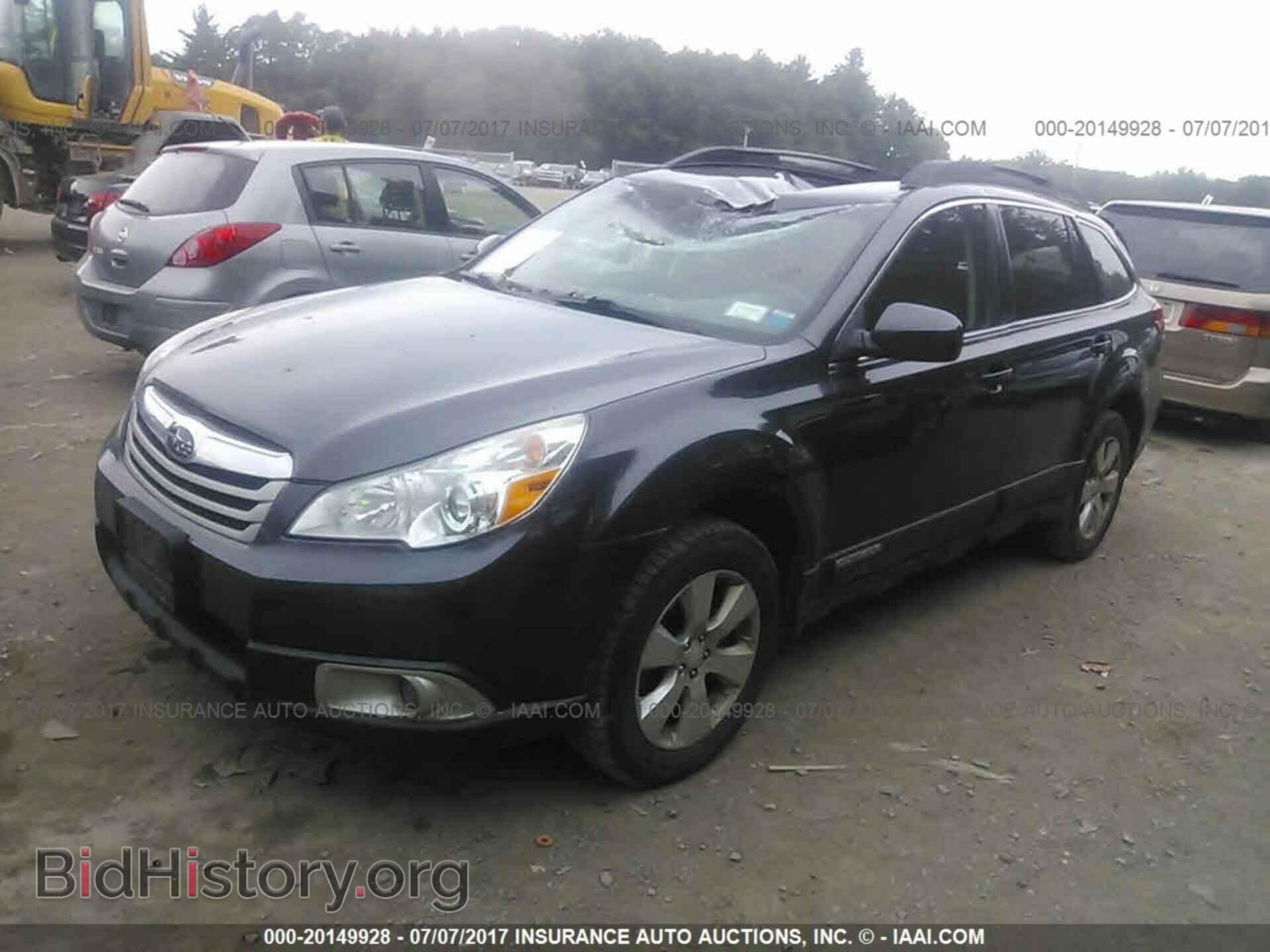 2012 Subaru Outback - VIN: 4S4BRBCC1C3221606 - Photo 2