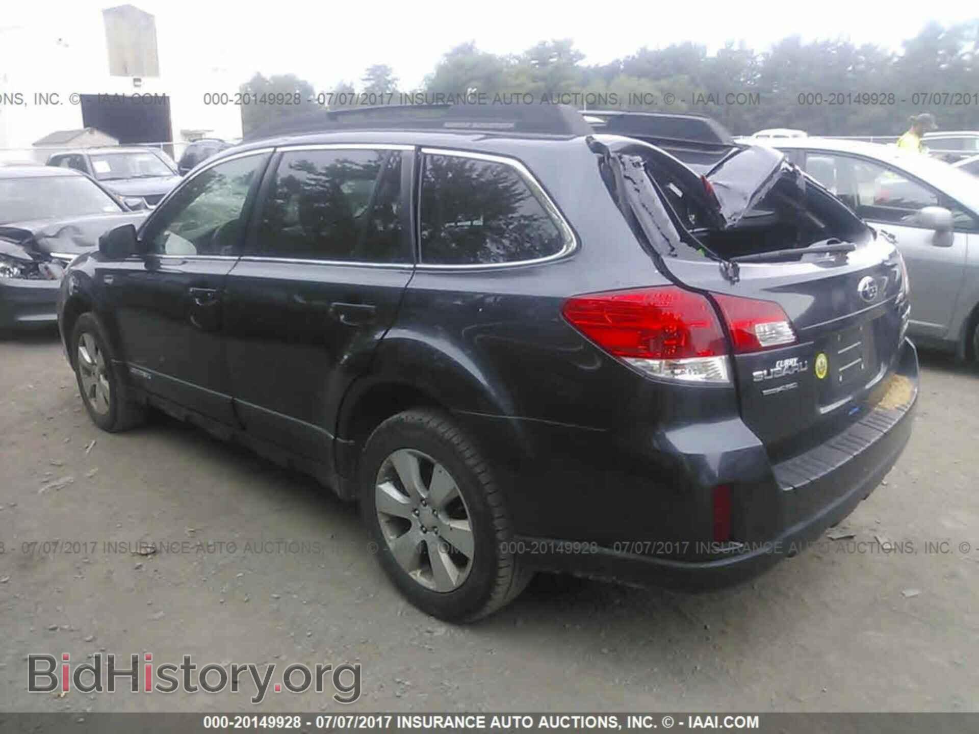 2012 Subaru Outback - VIN: 4S4BRBCC1C3221606 - Photo 3