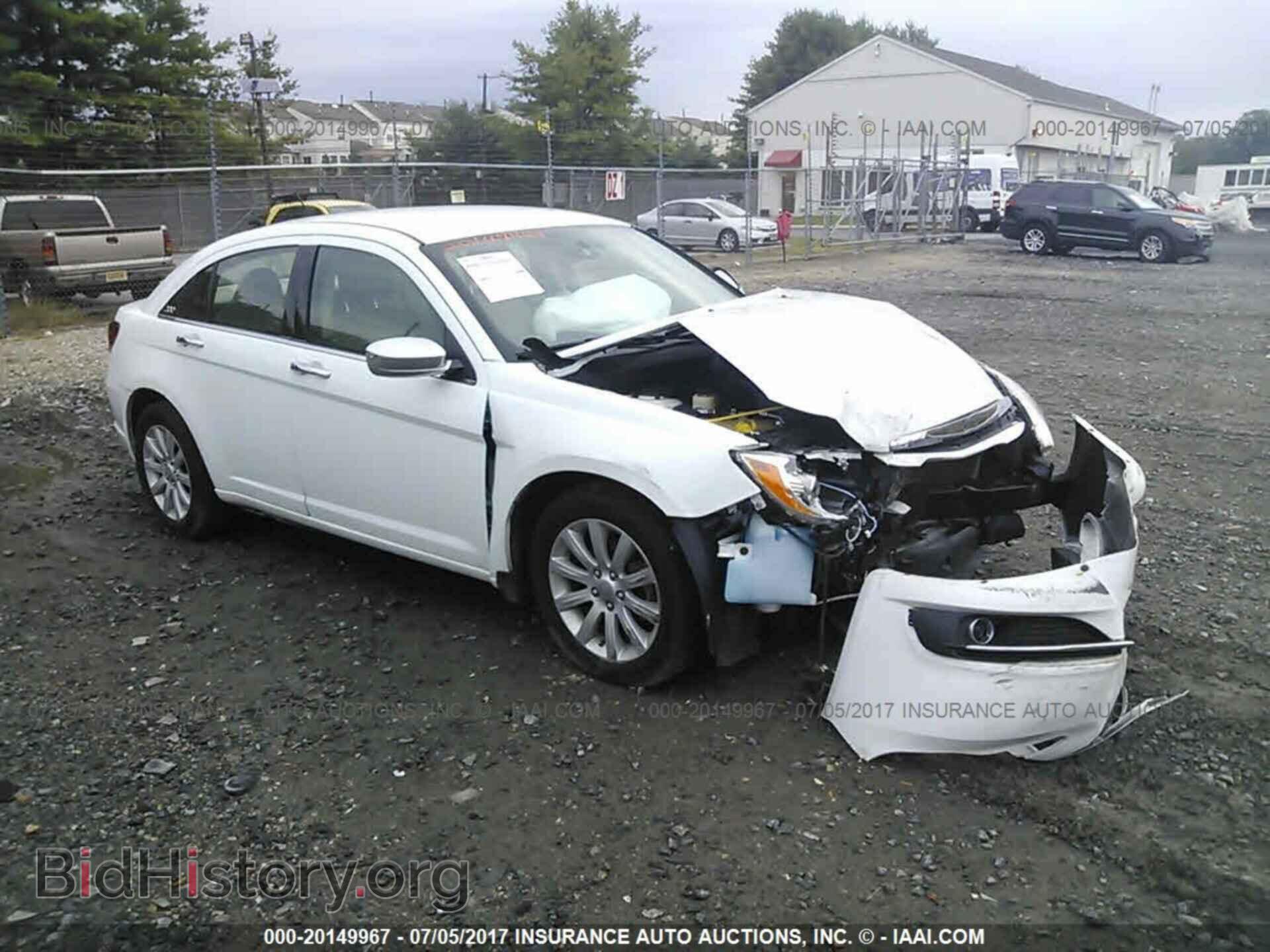 Photo 1C3CCBCG8DN521120 - Chrysler 200 2013