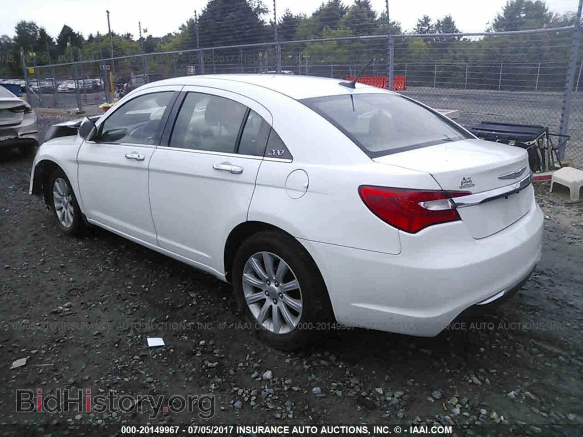 2013 Chrysler 200 - VIN: 1C3CCBCG8DN521120 - Photo 3