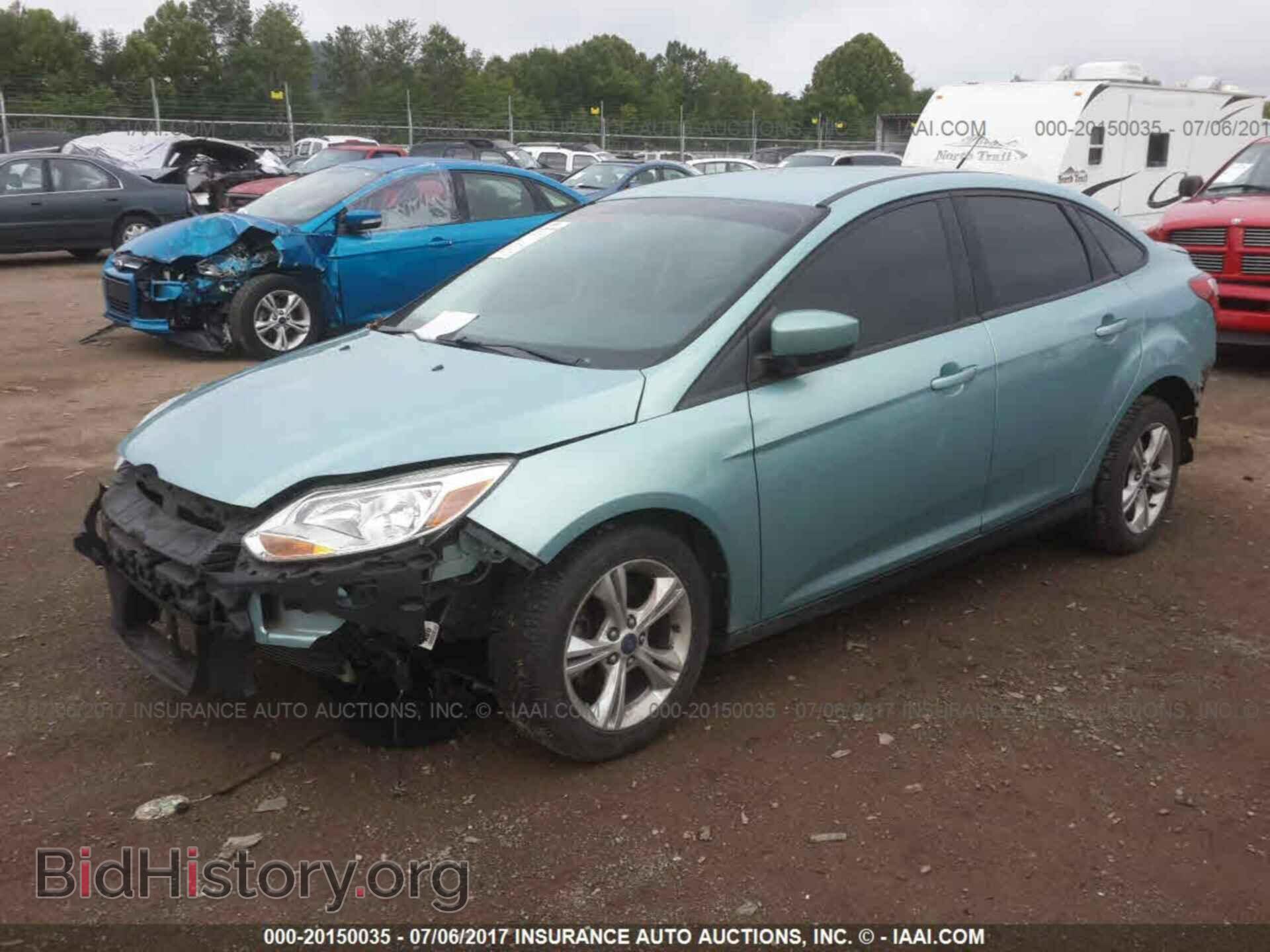 2012 Ford Focus - VIN: 1FAHP3F23CL172329 - Photo 2