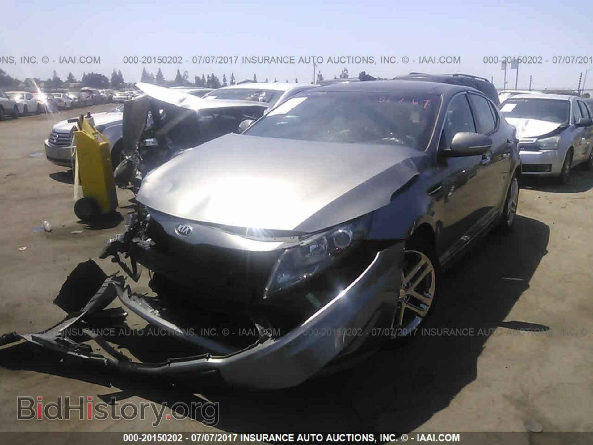 2013 Kia Optima - VIN: 5XXGR4A64DG153385 - Photo 2