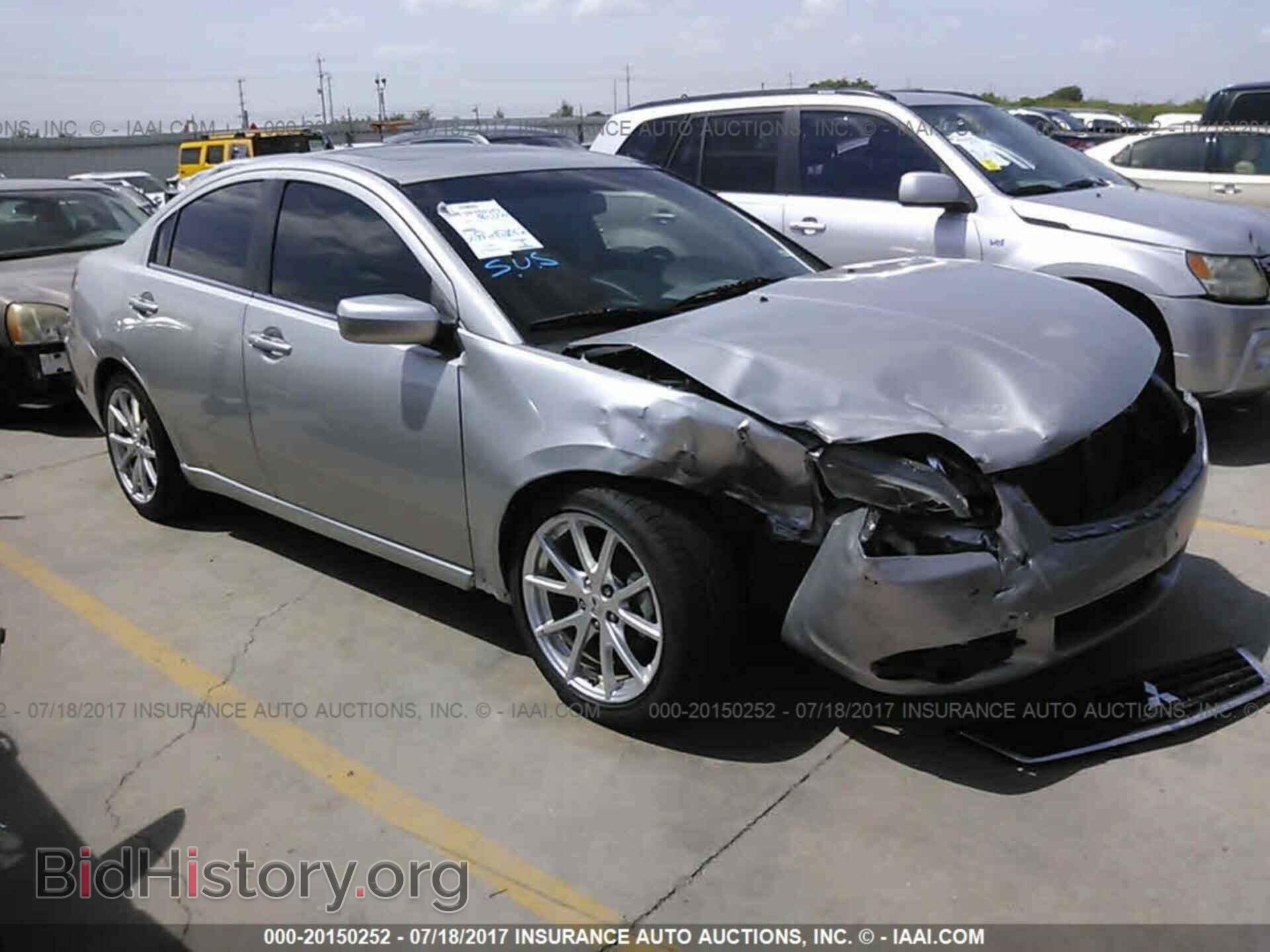 Photo 4A32B3FF8BE013338 - Mitsubishi Galant 2011