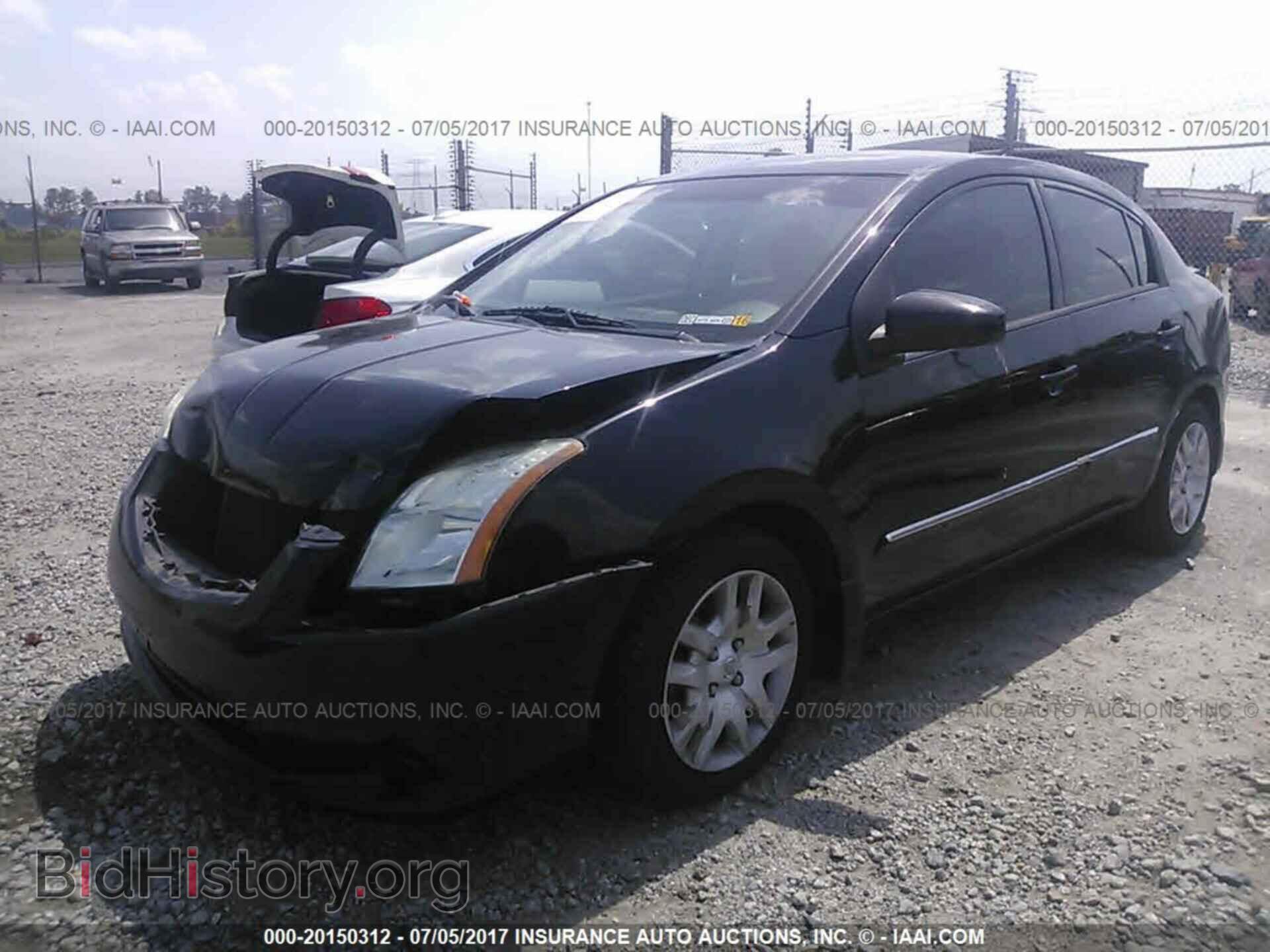 2011 Nissan Sentra - VIN: 3N1AB6AP4BL651069 - Фото 2
