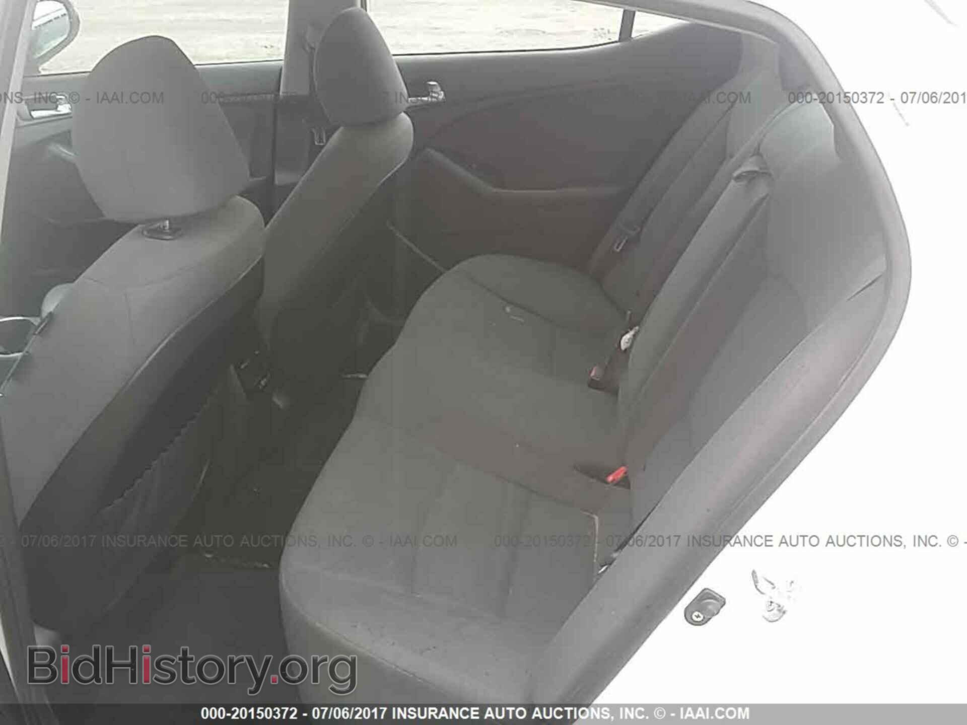2015 Kia Optima - VIN: KNAGM4AD1F5088304 - Photo 8