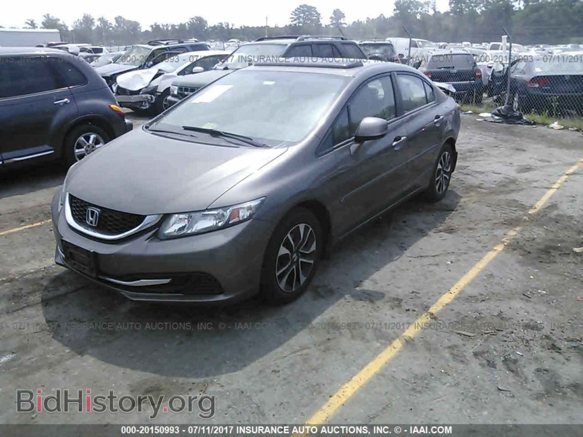2013 Honda Civic - VIN: 2HGFB2F83DH554276 - Фото 2