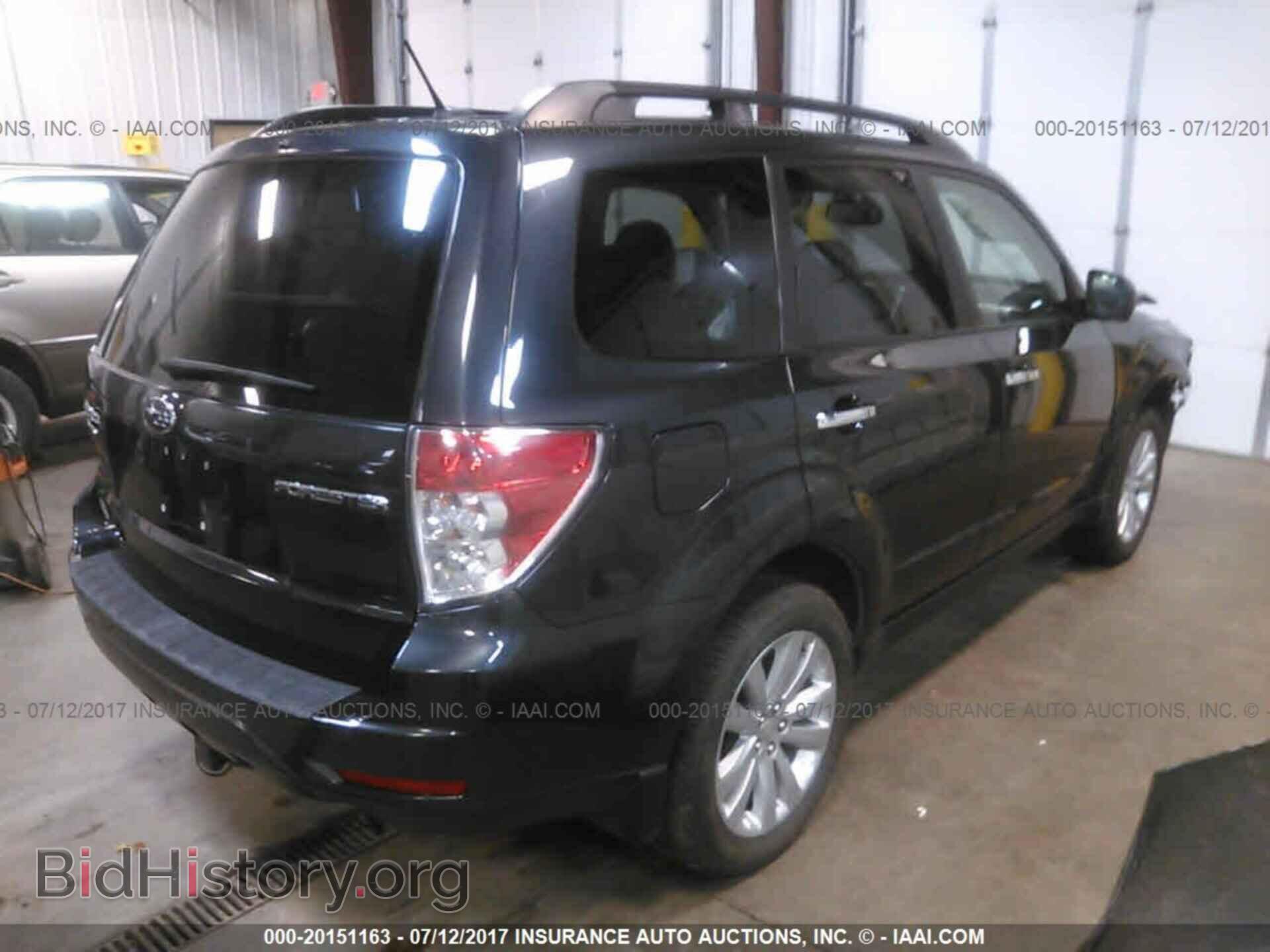 2011 Subaru Forester - VIN: JF2SHBDCXBH732935 - Фото 4