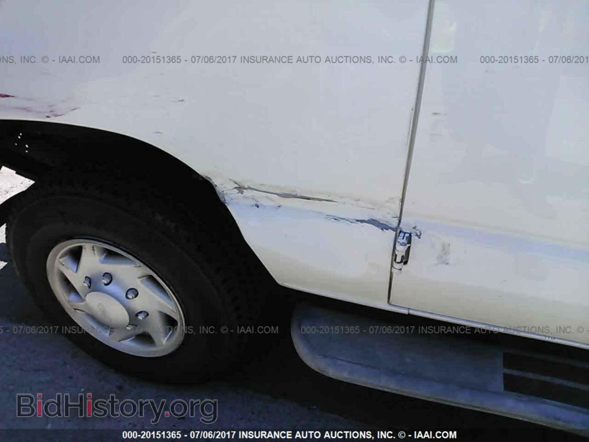 2011 Ford Econoline - VIN: 1FTNE2EW1BDB15492 - Photo 6