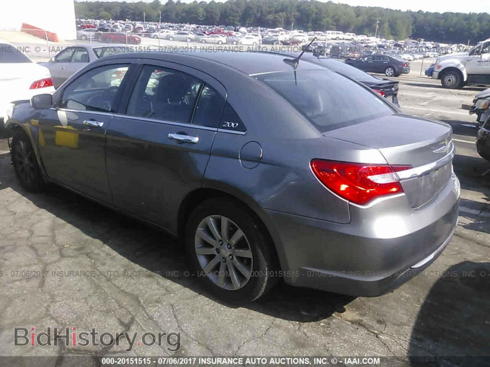 2013 Chrysler 200 - VIN: 1C3CCBCG4DN516416 - Photo 3