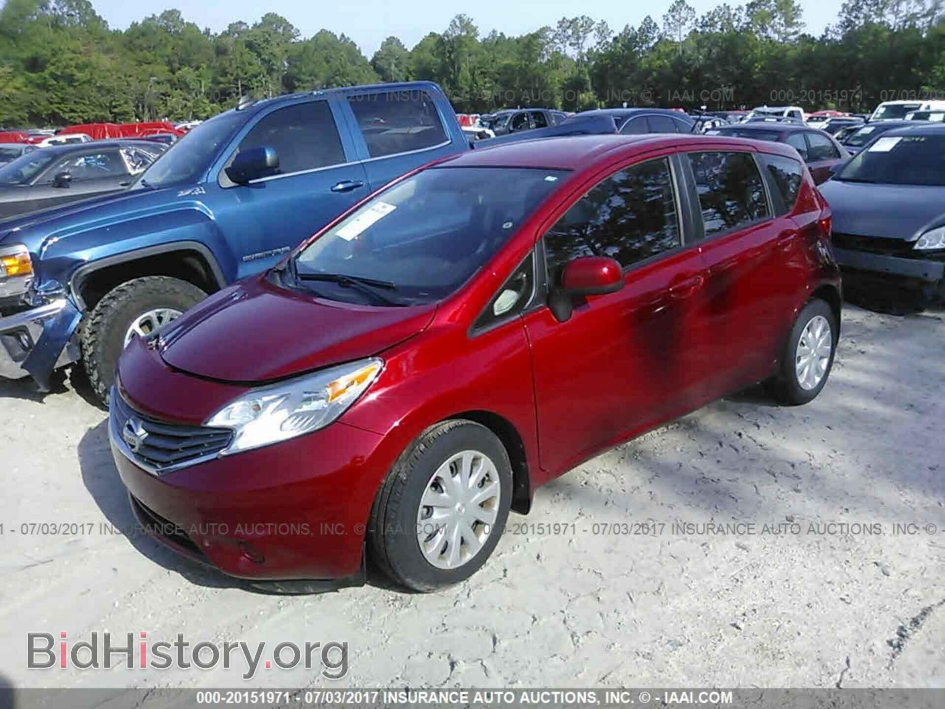2014 Nissan Versa note - VIN: 3N1CE2CP2EL404109 - Фото 2