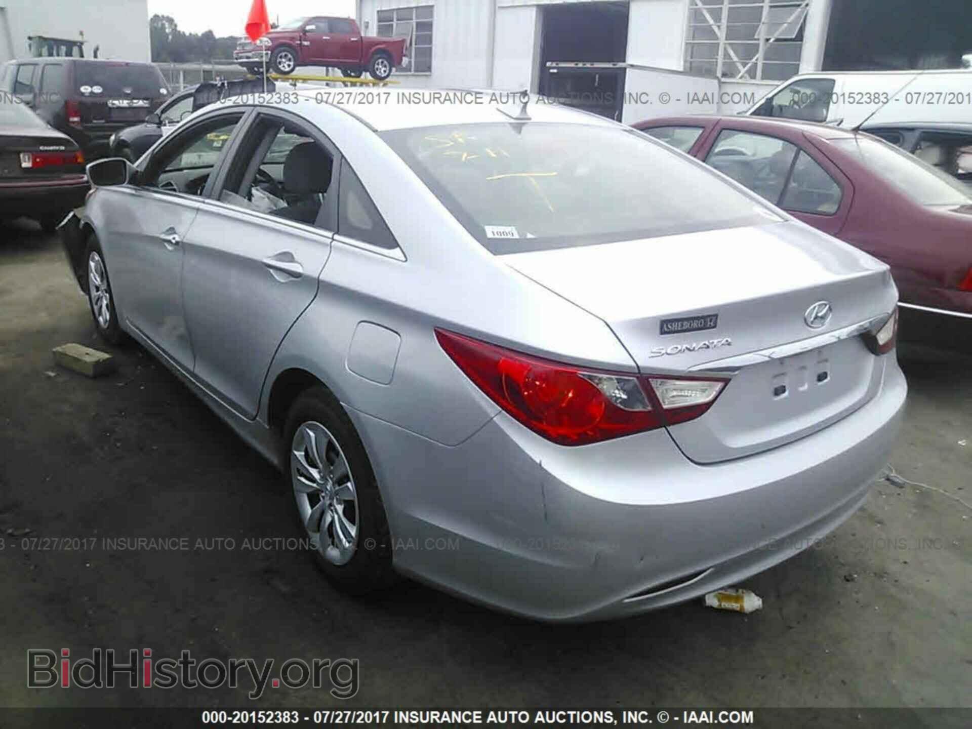 2012 Hyundai Sonata - VIN: 5NPEB4AC3CH336216 - Фото 3