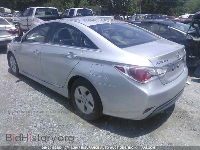 2012 Hyundai Sonata - VIN: KMHEC4A46CA027963 - Photo 3