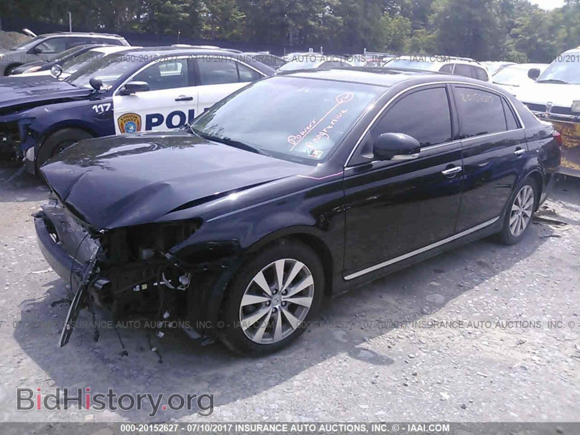 2011 Toyota Avalon - VIN: 4T1BK3DB1BU424908 - Фото 2