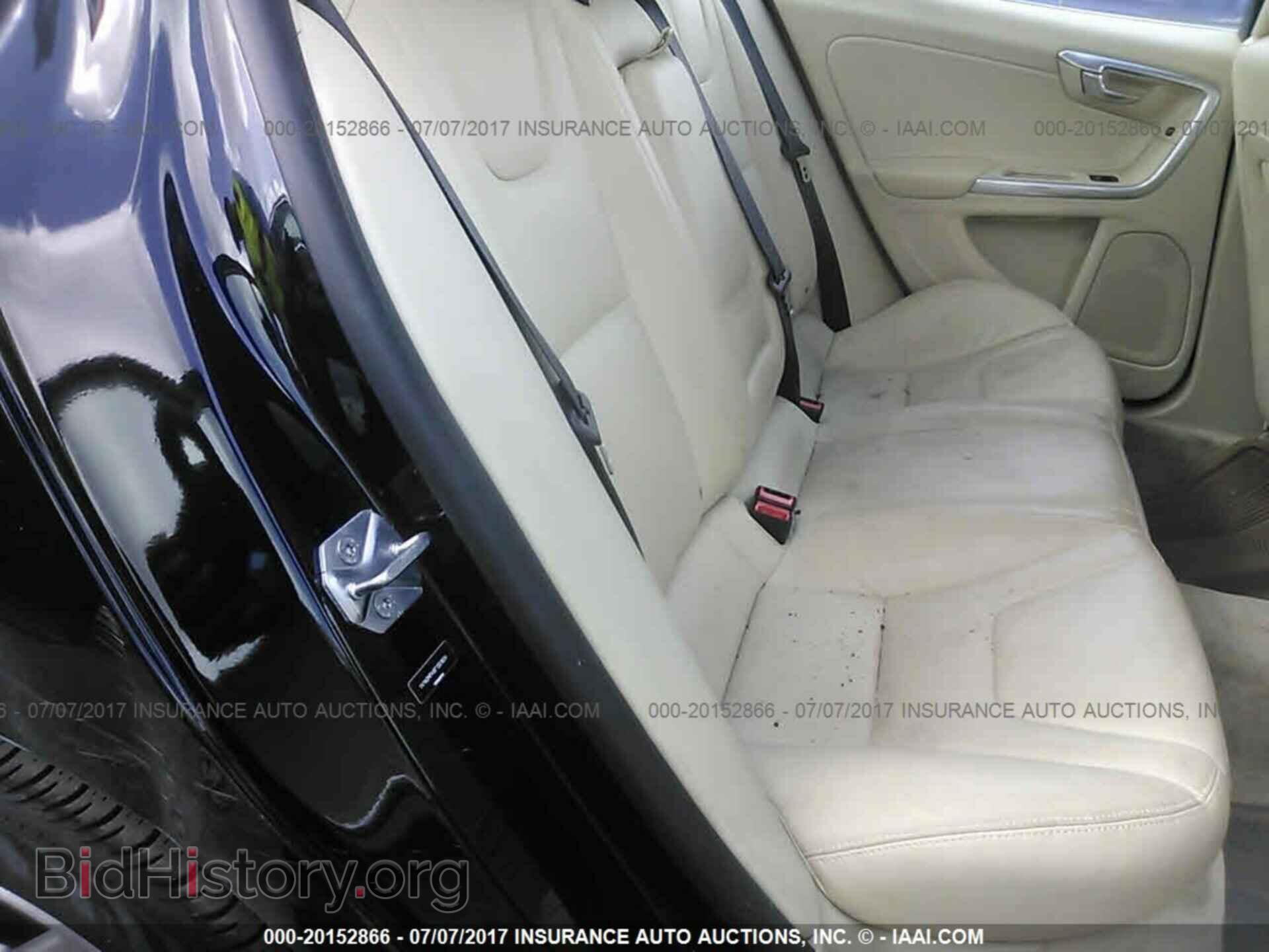 2015 Volvo S60 - VIN: YV140MFK6F1351834 - Фото 8
