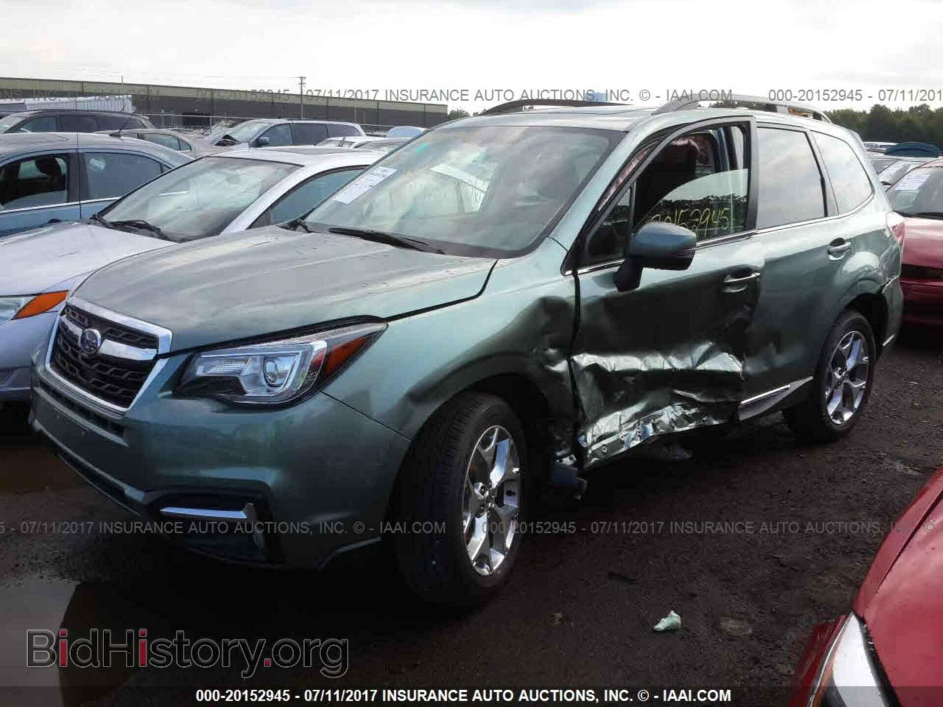 2017 Subaru Forester - VIN: JF2SJATC8HH509480 - Photo 2