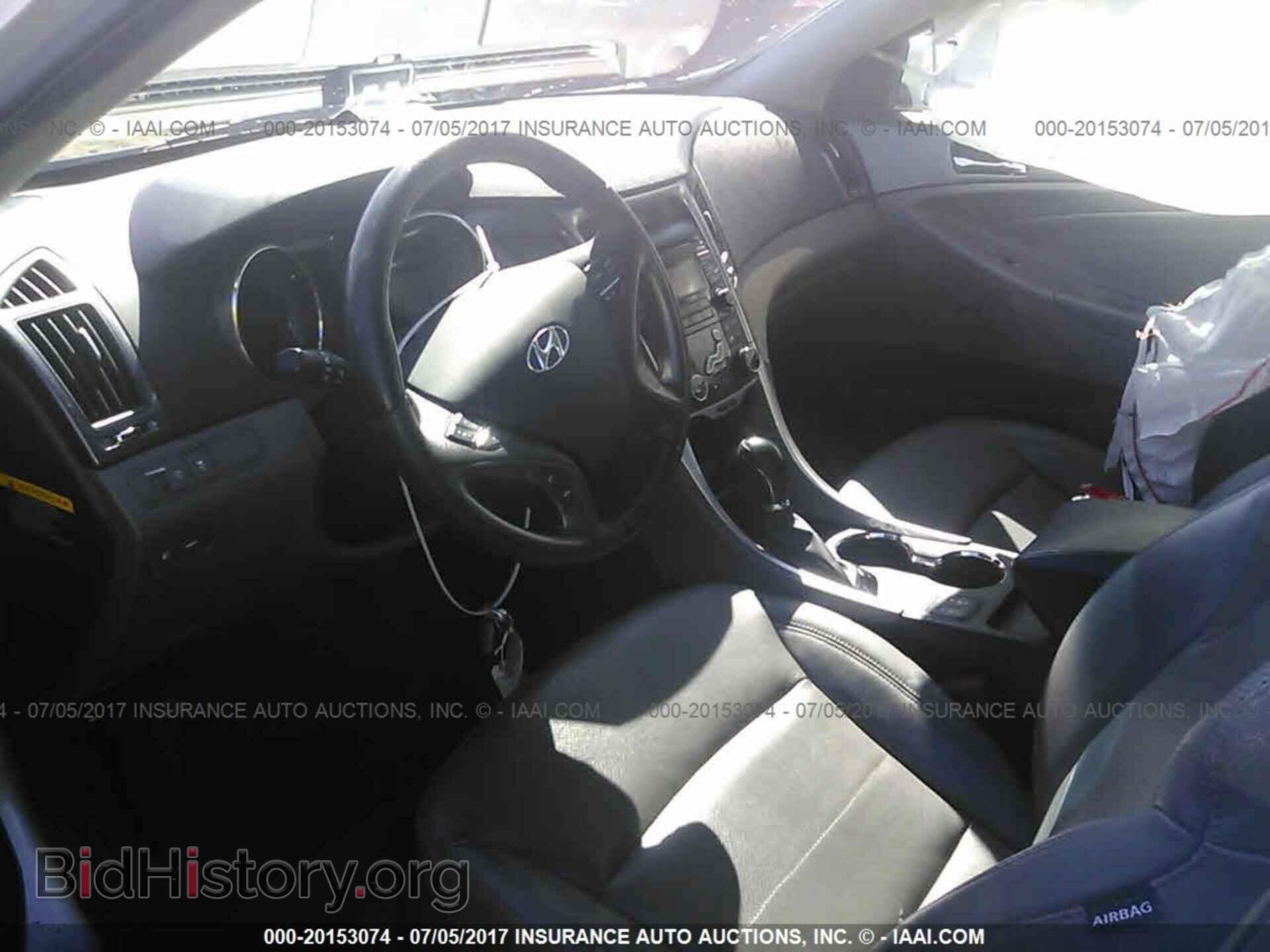 2012 Hyundai Sonata - VIN: KMHEC4A49CA031764 - Photo 5