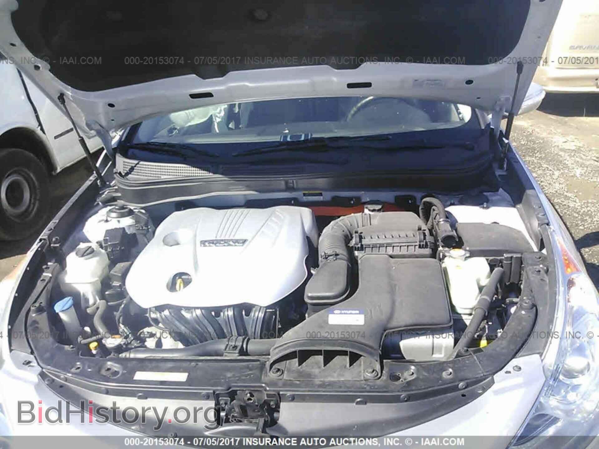 2012 Hyundai Sonata - VIN: KMHEC4A49CA031764 - Photo 10