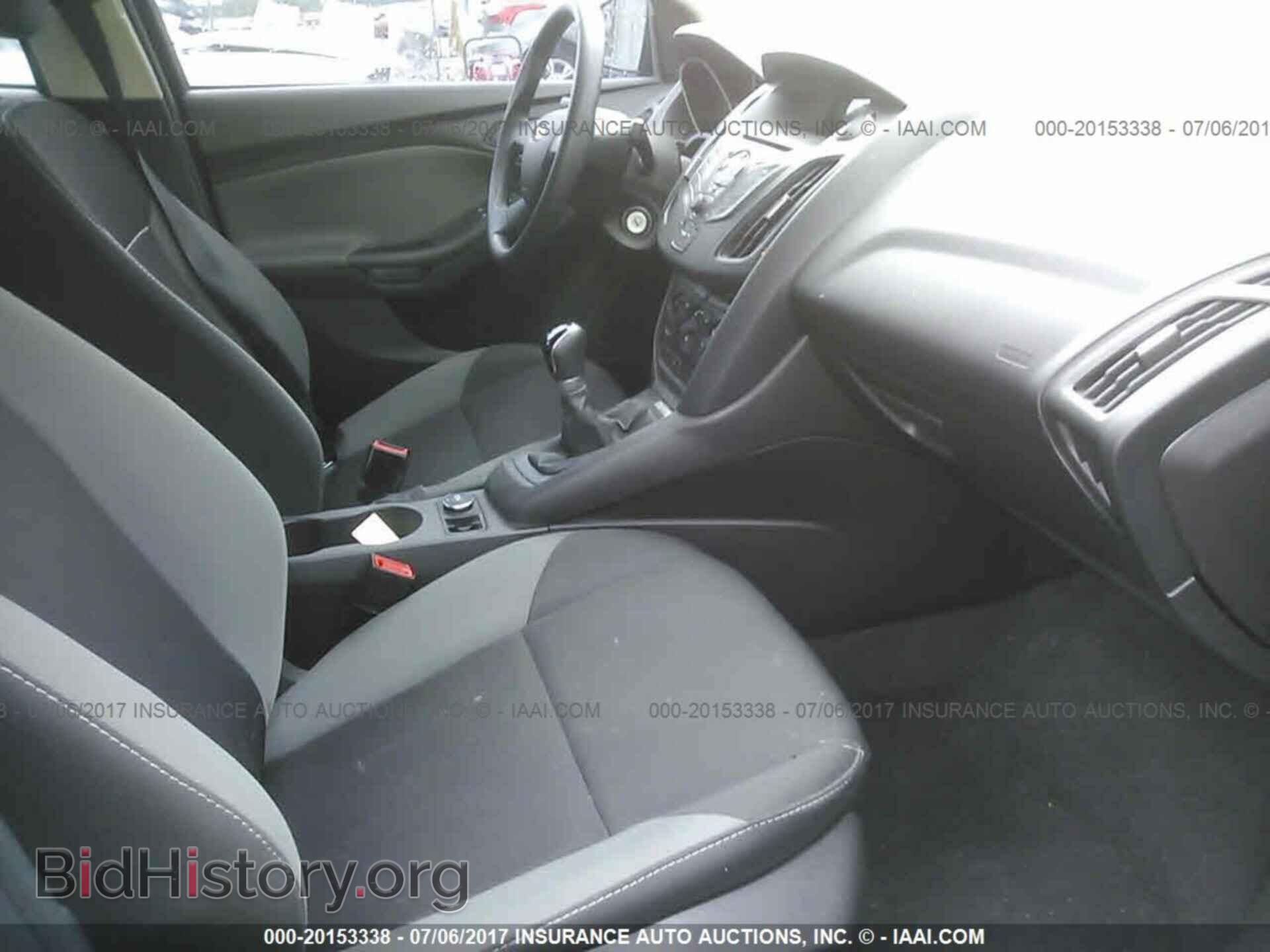 2014 Ford Focus - VIN: 1FADP3E24EL450125 - Photo 5