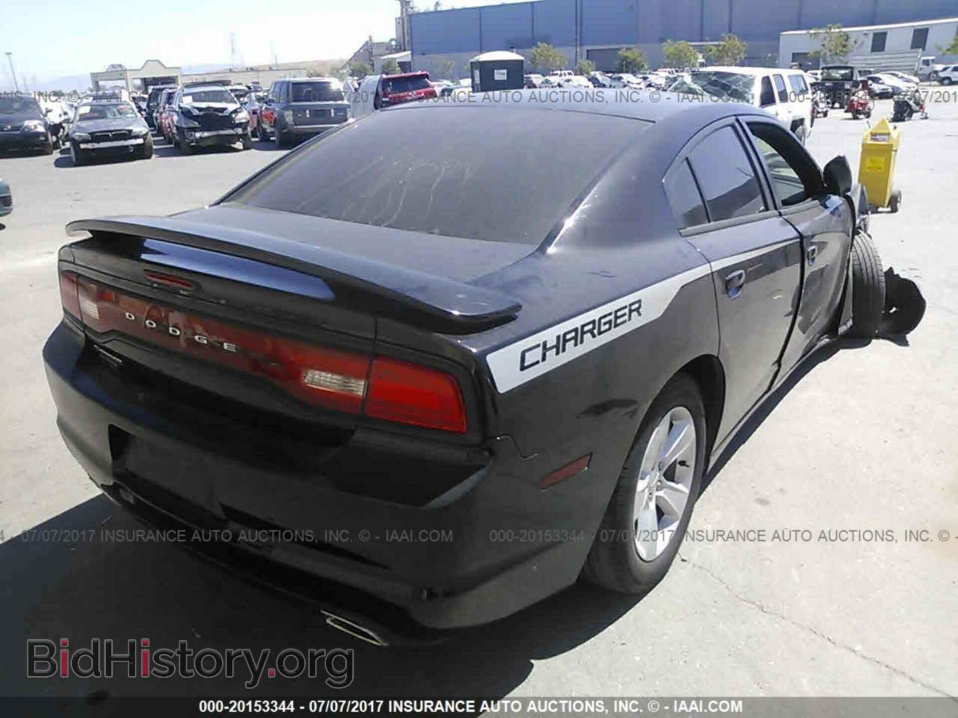 2013 Dodge Charger - VIN: 2C3CDXBG1DH507757 - Фото 4
