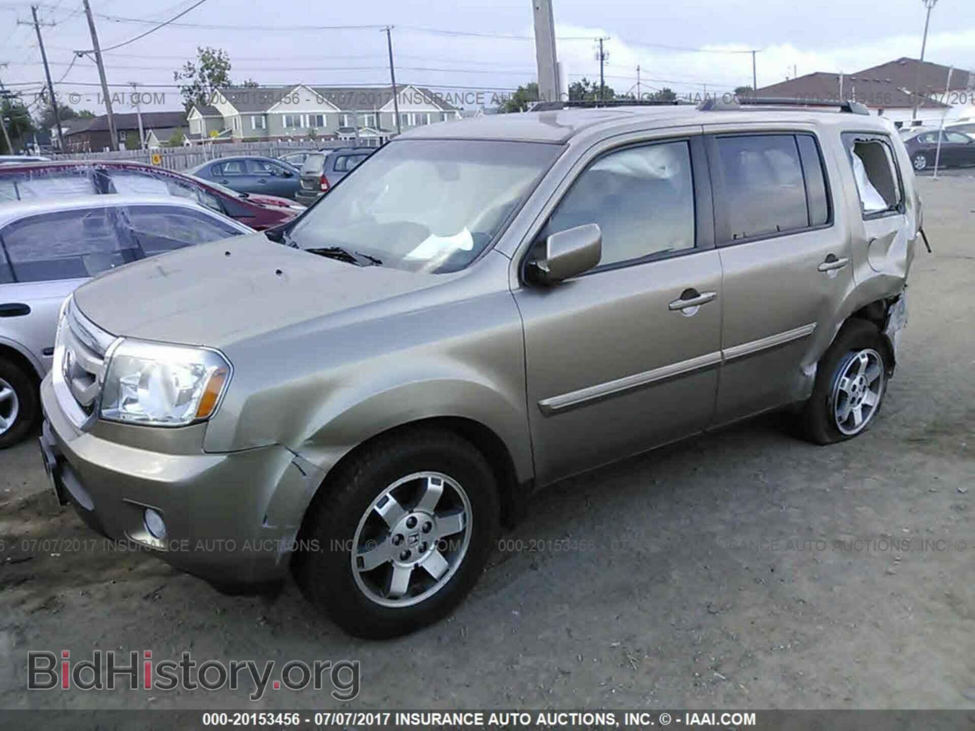 2011 Honda Pilot - VIN: 5FNYF4H9XBB083405 - Фото 2