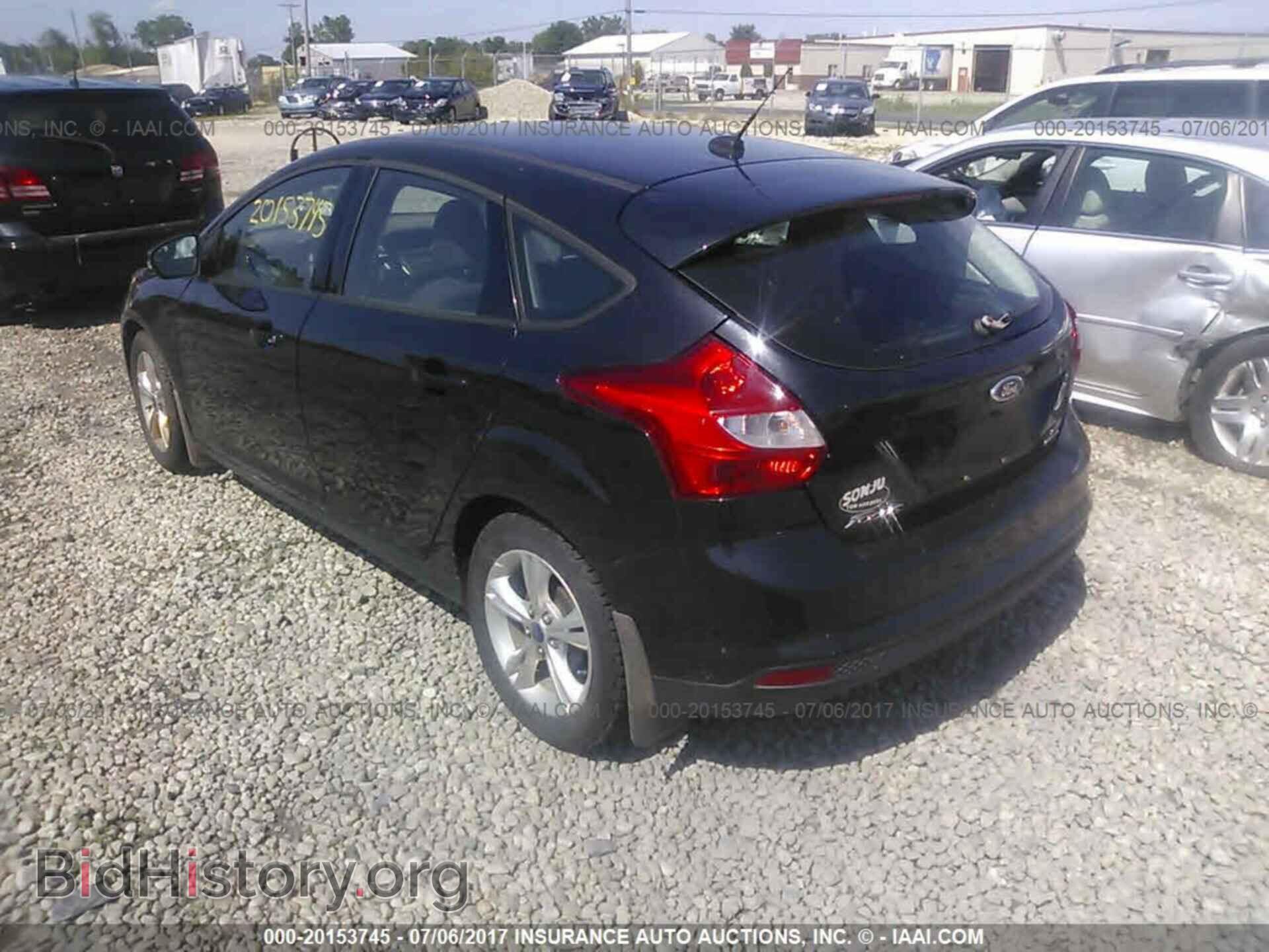 2013 Ford Focus - VIN: 1FADP3K22DL131888 - Фото 3