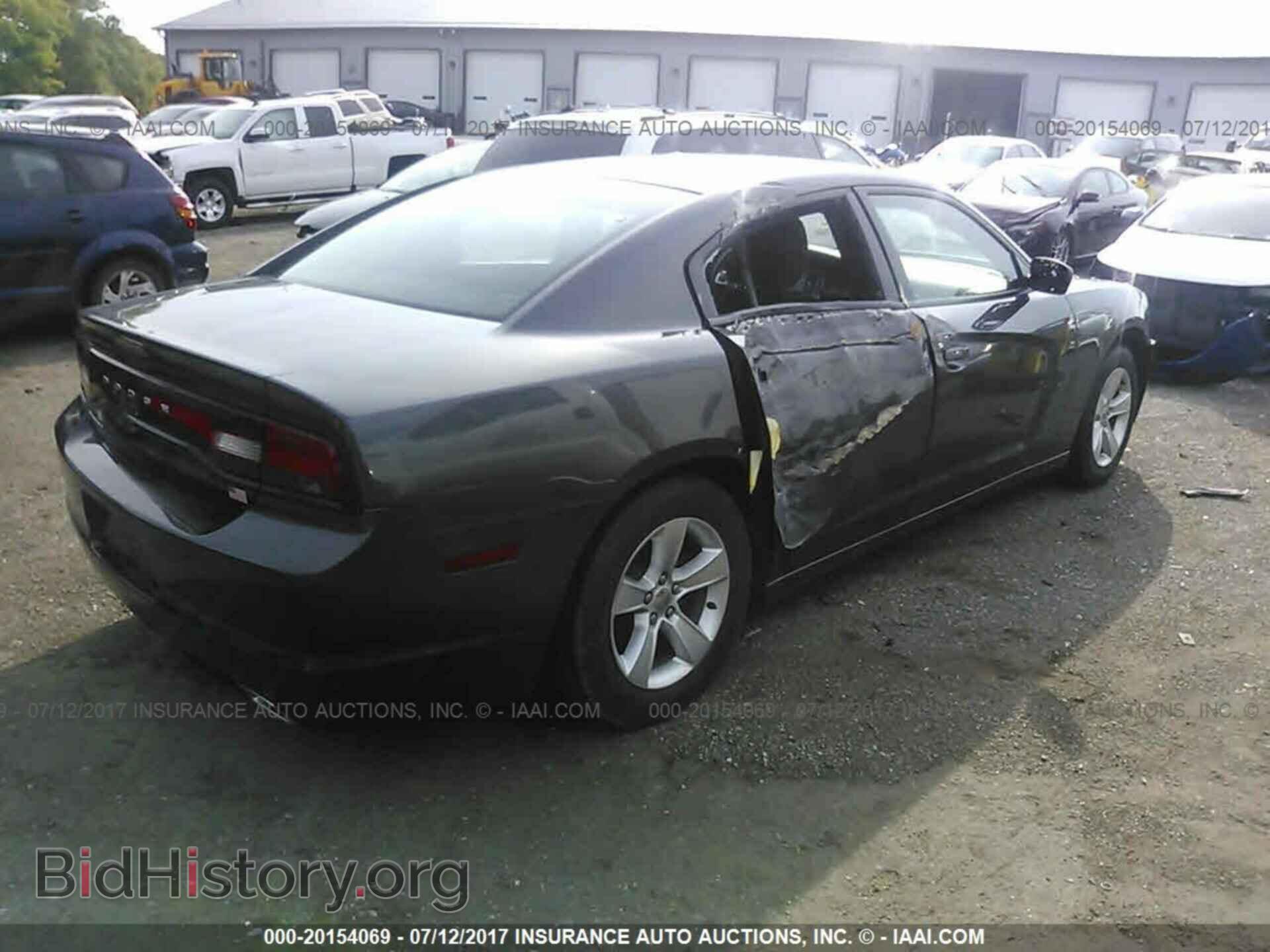 2013 Dodge Charger - VIN: 2C3CDXBG3DH638169 - Photo 4