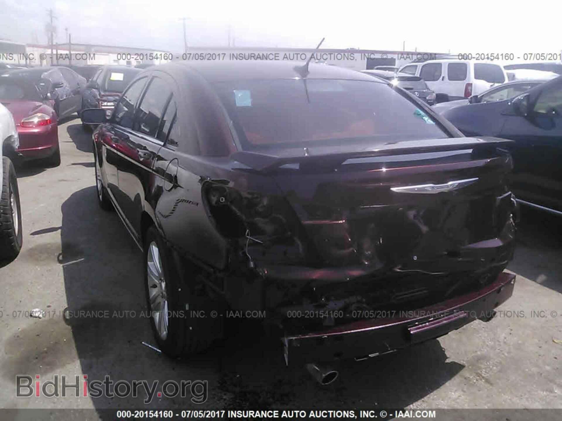 2012 Chrysler 200 - VIN: 1C3CCBBG0CN298393 - Фото 3